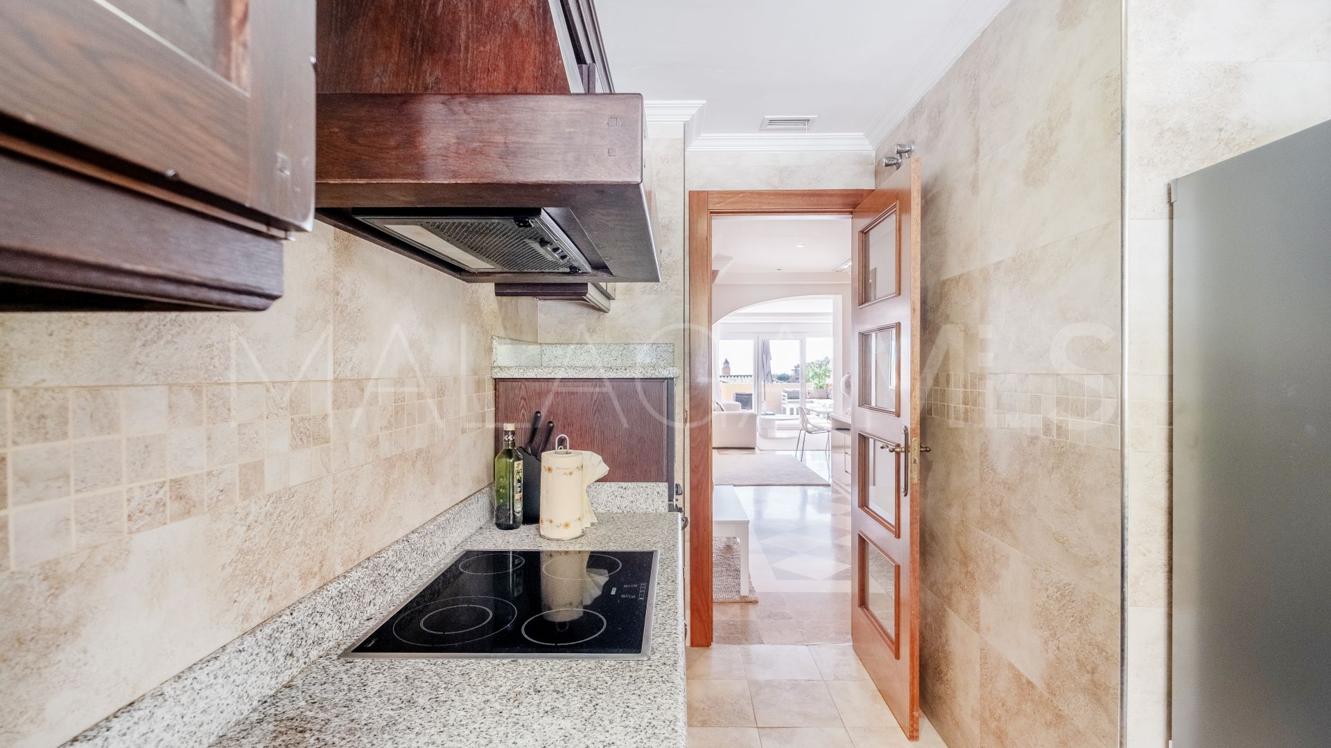 2 bedrooms Nueva Andalucia apartment for sale