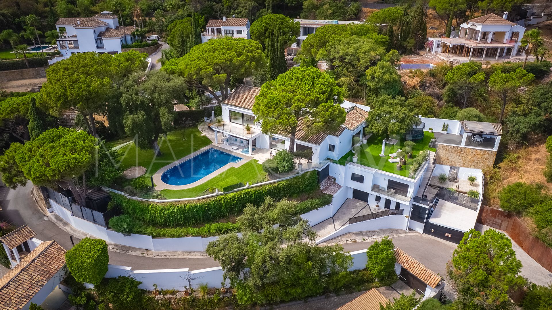 For sale villa with 8 bedrooms in El Madroñal