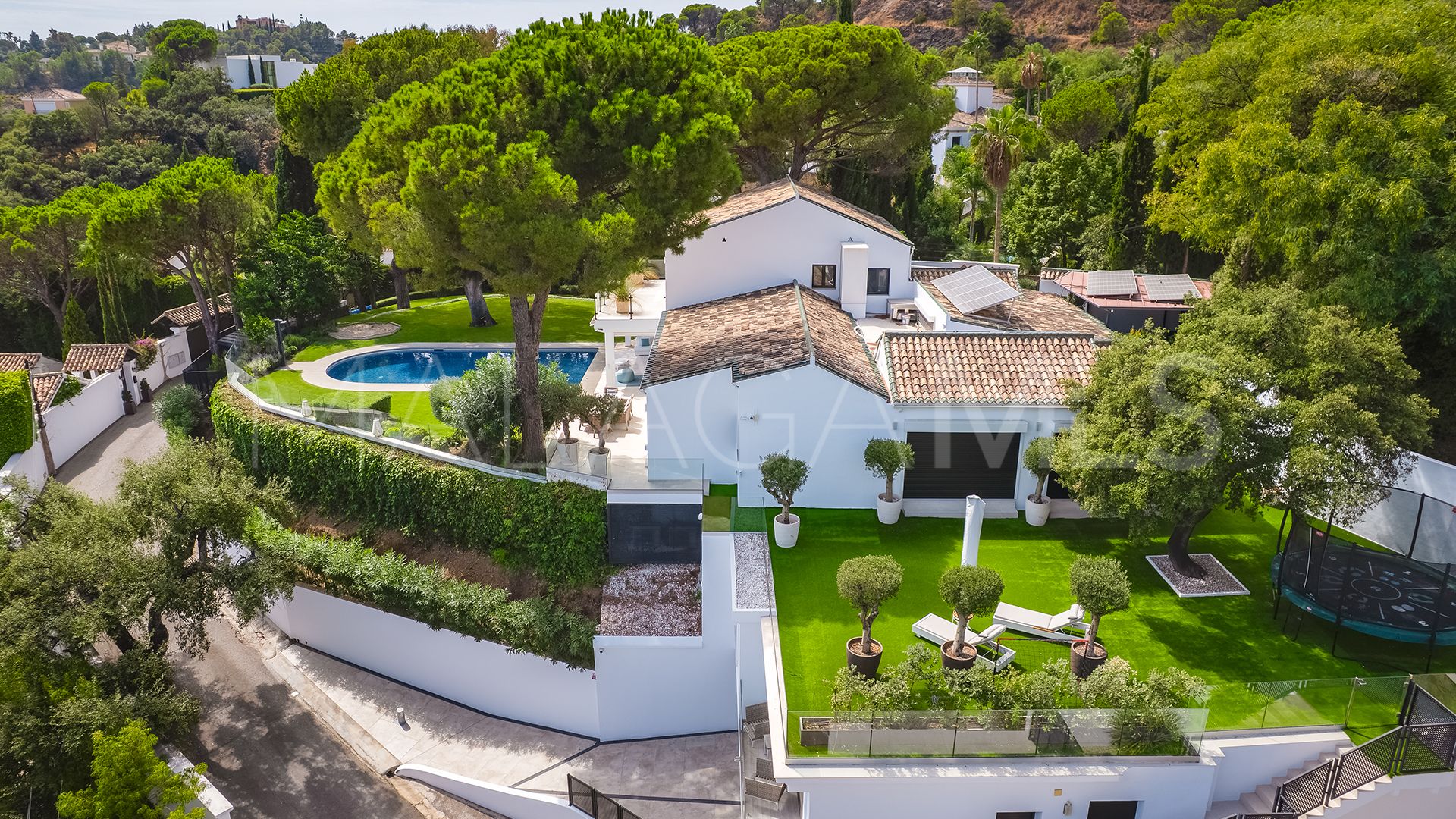 For sale villa with 8 bedrooms in El Madroñal