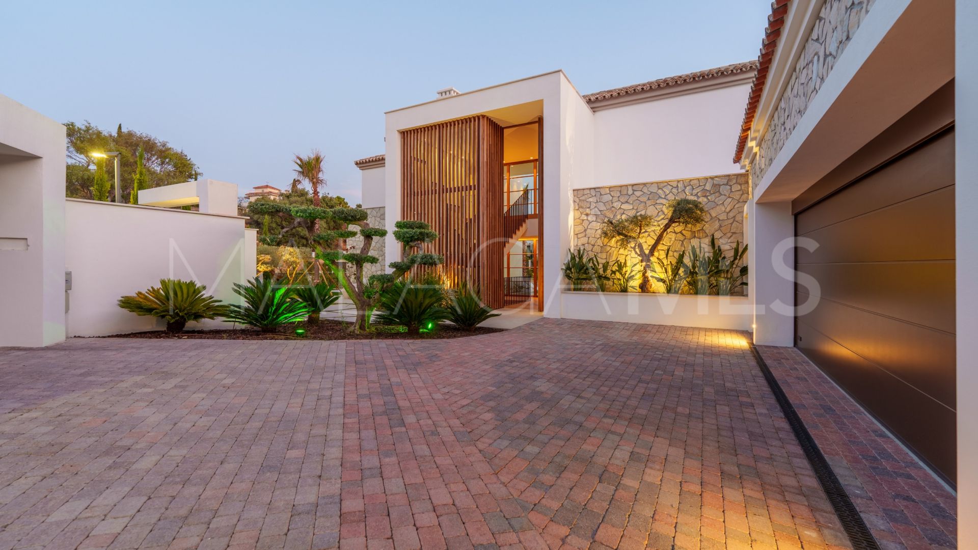 Se vende villa in The Hills de 5 bedrooms