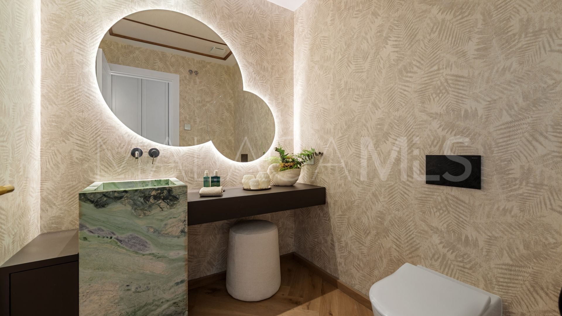 Se vende villa in The Hills de 5 bedrooms