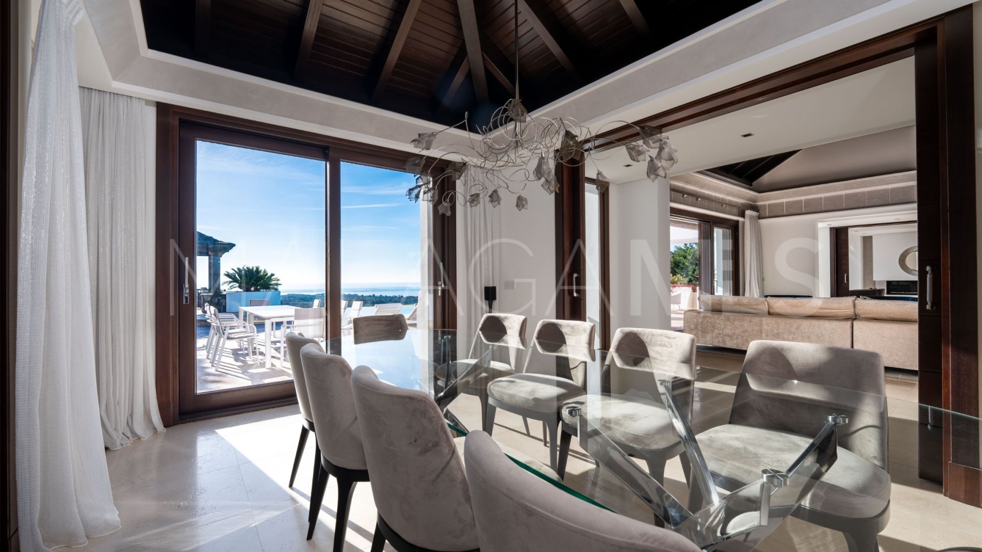 Villa for sale in Los Flamingos Golf