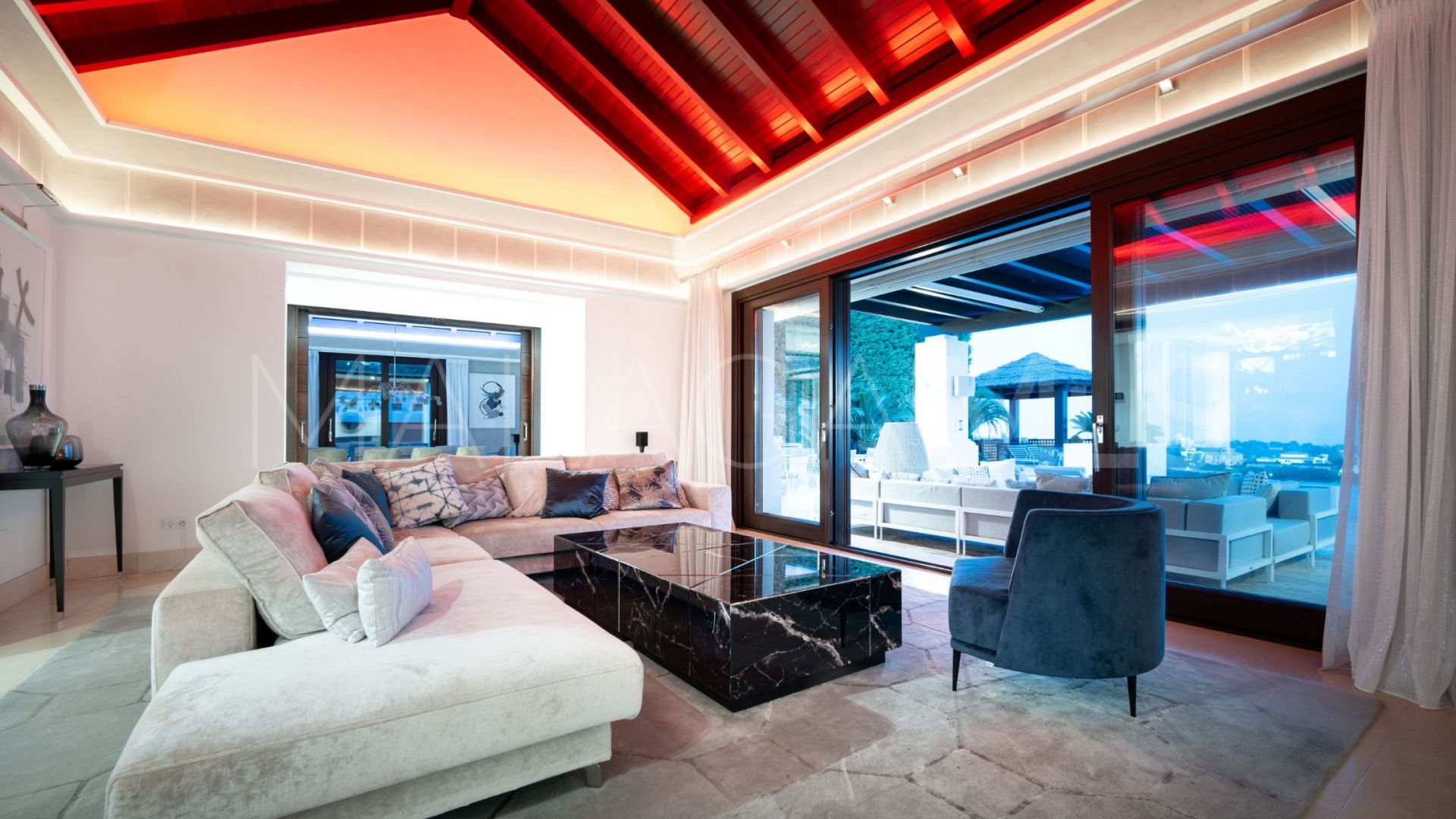 Villa for sale in Los Flamingos Golf