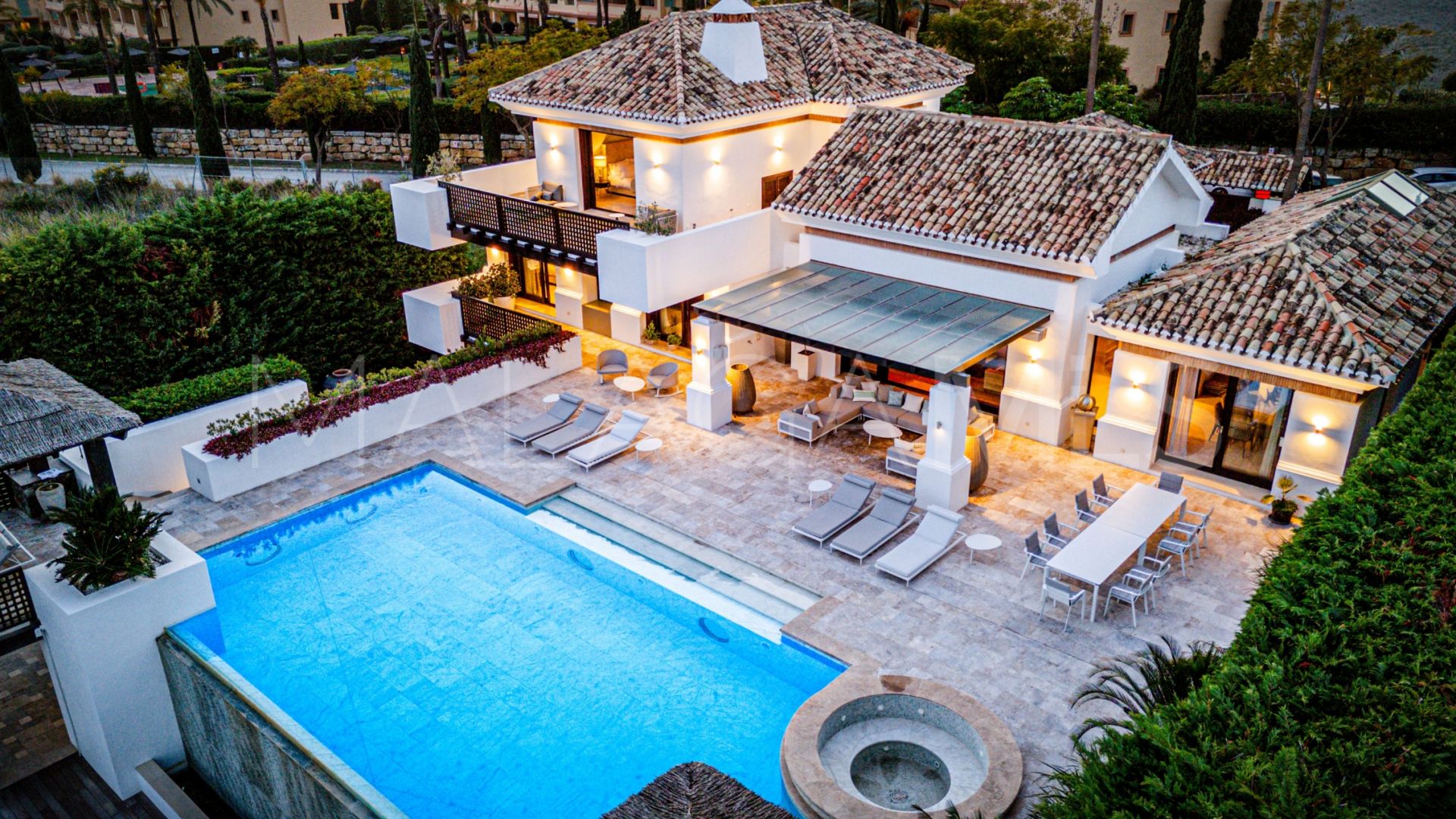 Villa for sale in Los Flamingos Golf