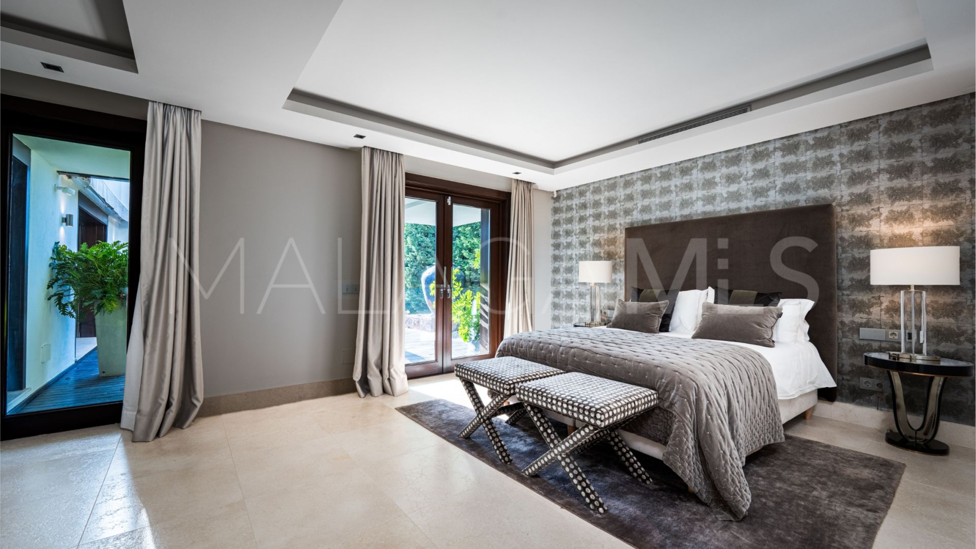 Villa for sale in Los Flamingos Golf