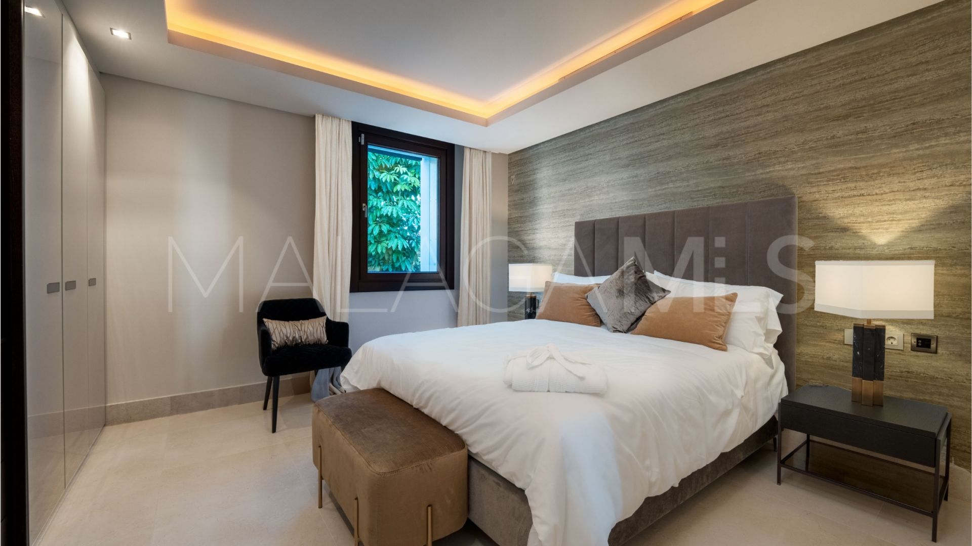 Villa for sale in Los Flamingos Golf