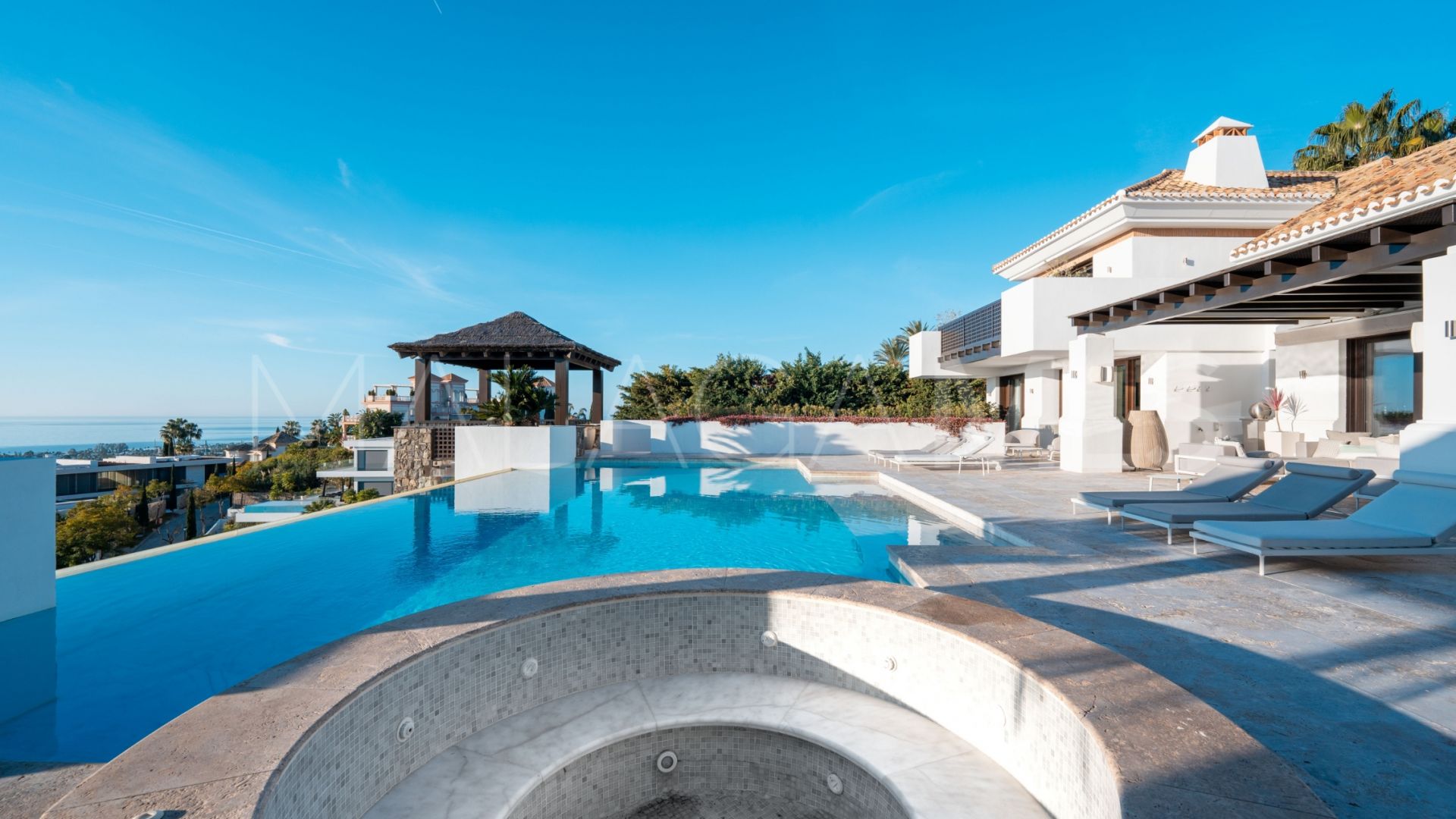 Villa for sale in Los Flamingos Golf