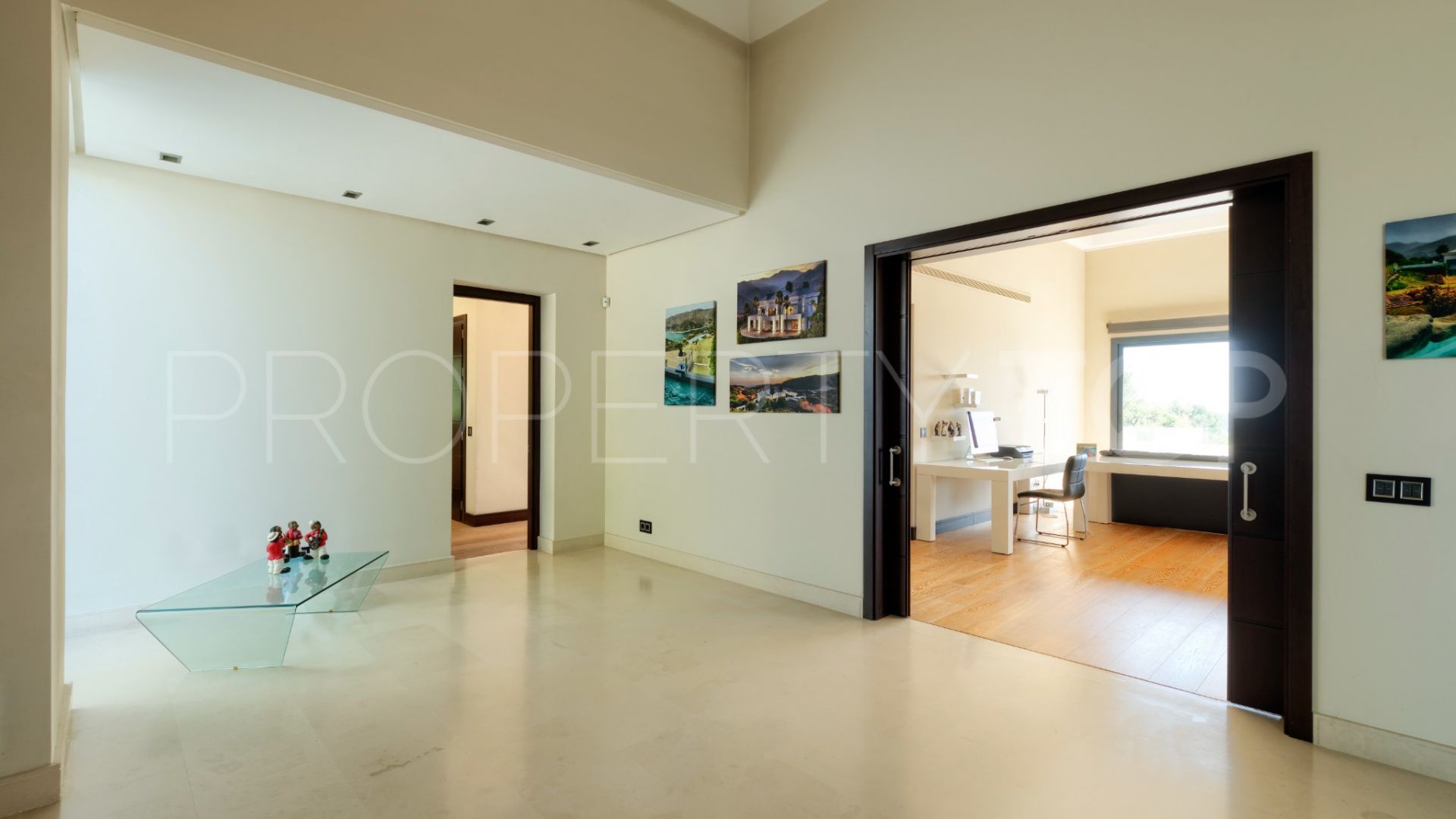 For sale villa in Istan with 5 bedrooms