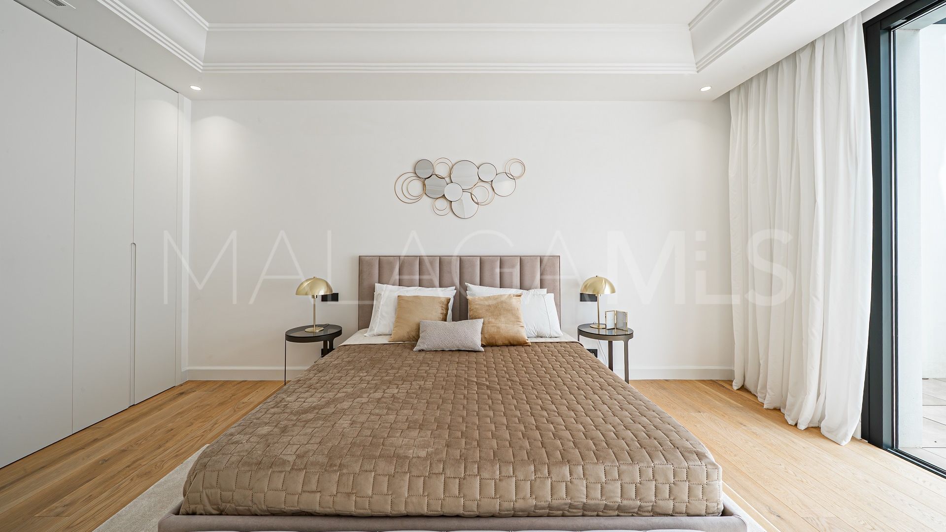 Las Lomas del Marbella Club, villa with 6 bedrooms for sale