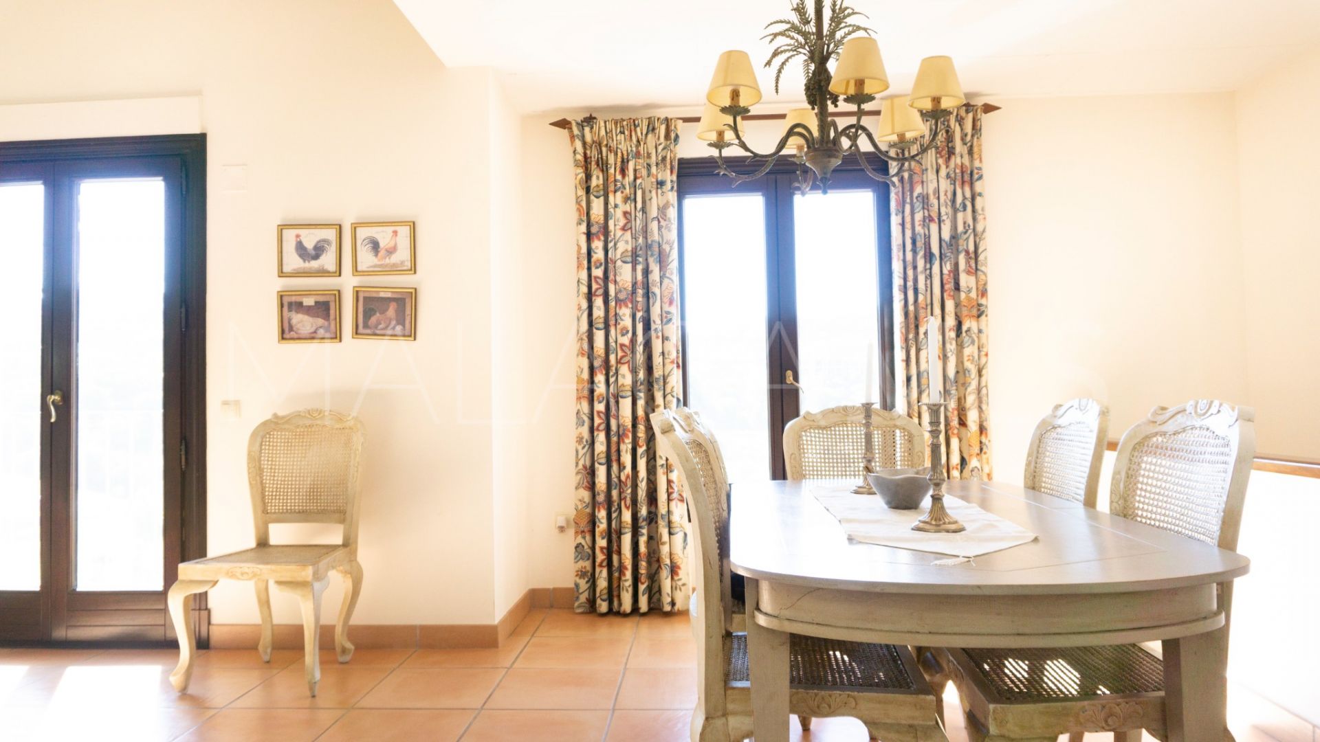 Villa de 5 bedrooms for sale in Marbella Club Golf Resort
