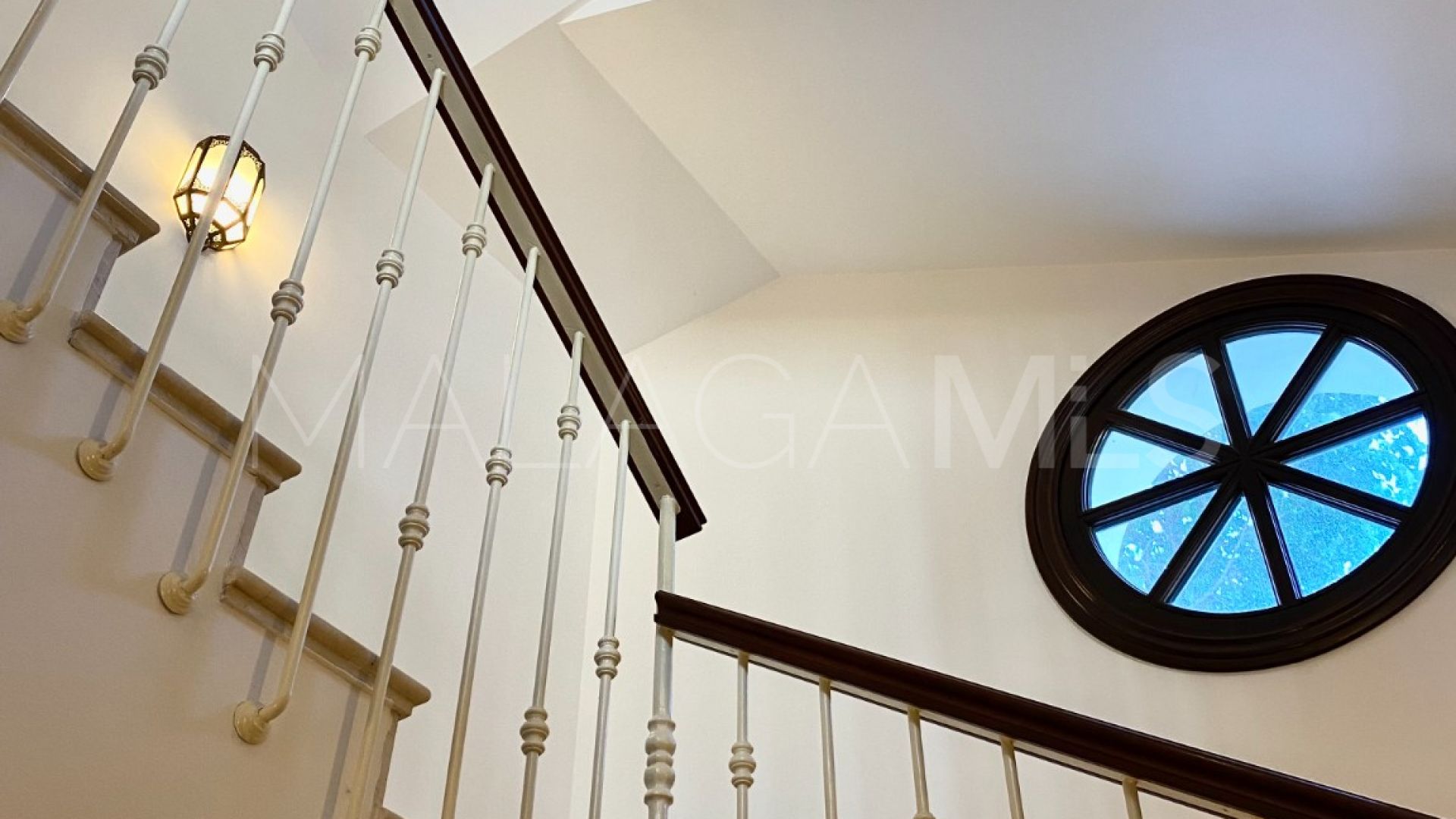 Villa de 5 bedrooms for sale in Marbella Club Golf Resort