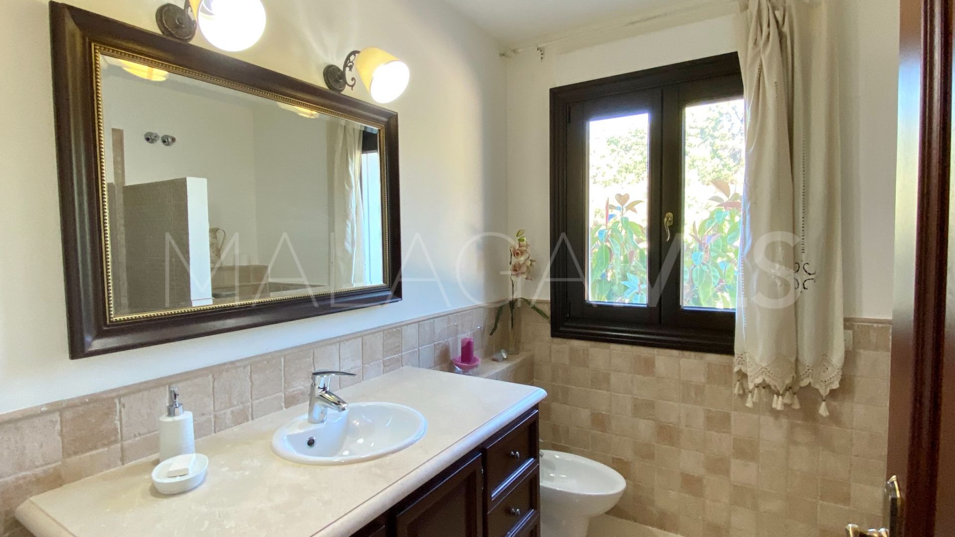 Villa de 5 bedrooms for sale in Marbella Club Golf Resort