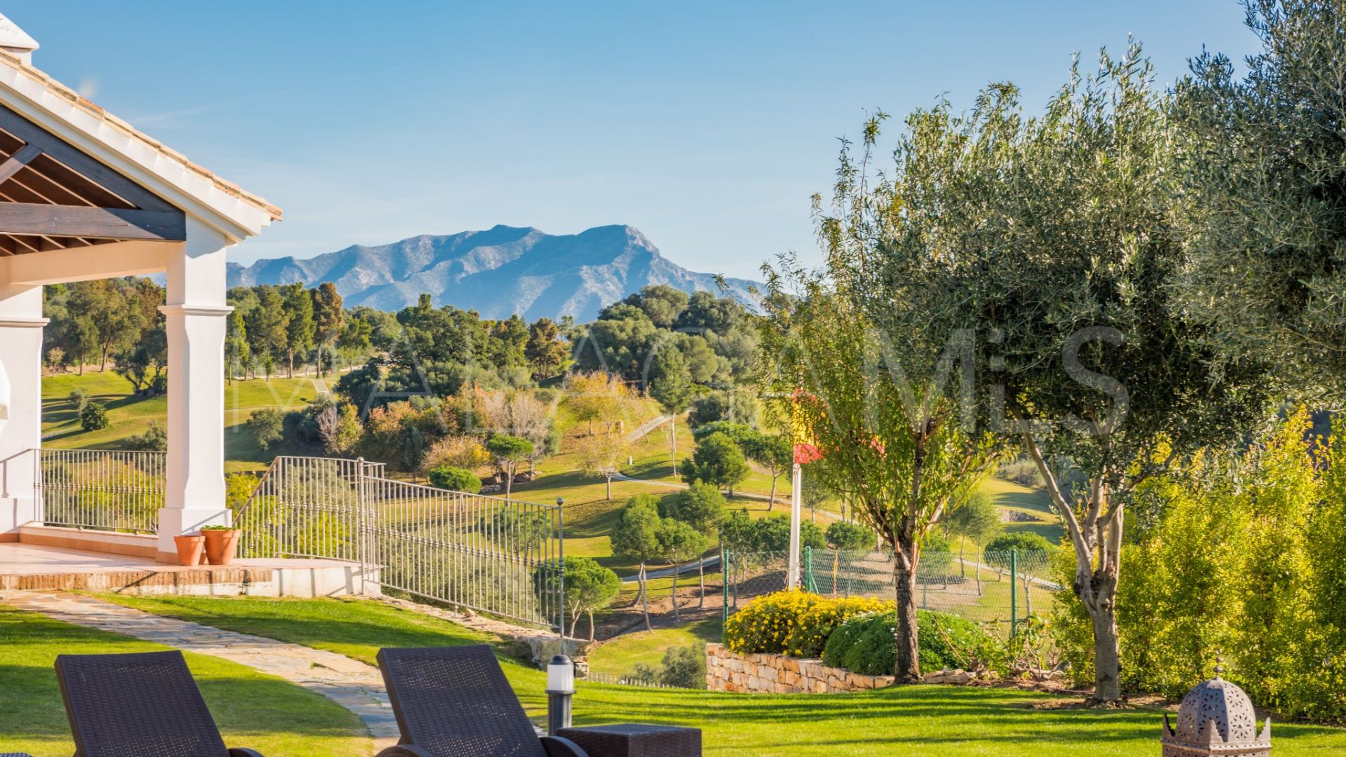 Villa de 5 bedrooms for sale in Marbella Club Golf Resort