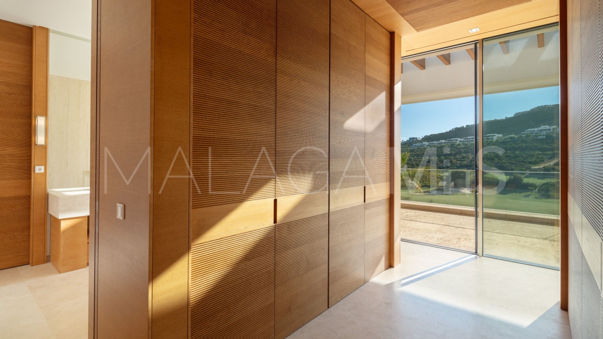 For sale villa in Finca Cortesin