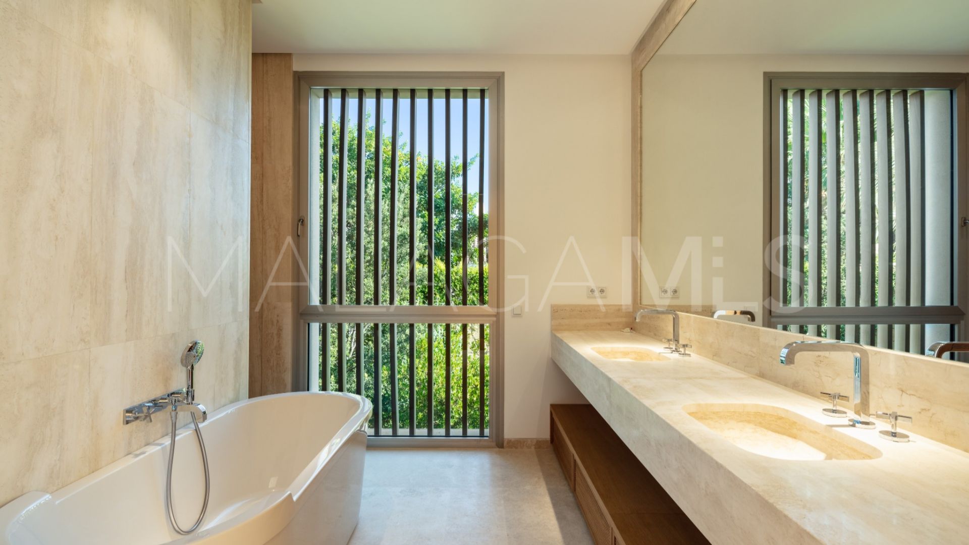For sale villa in Finca Cortesin