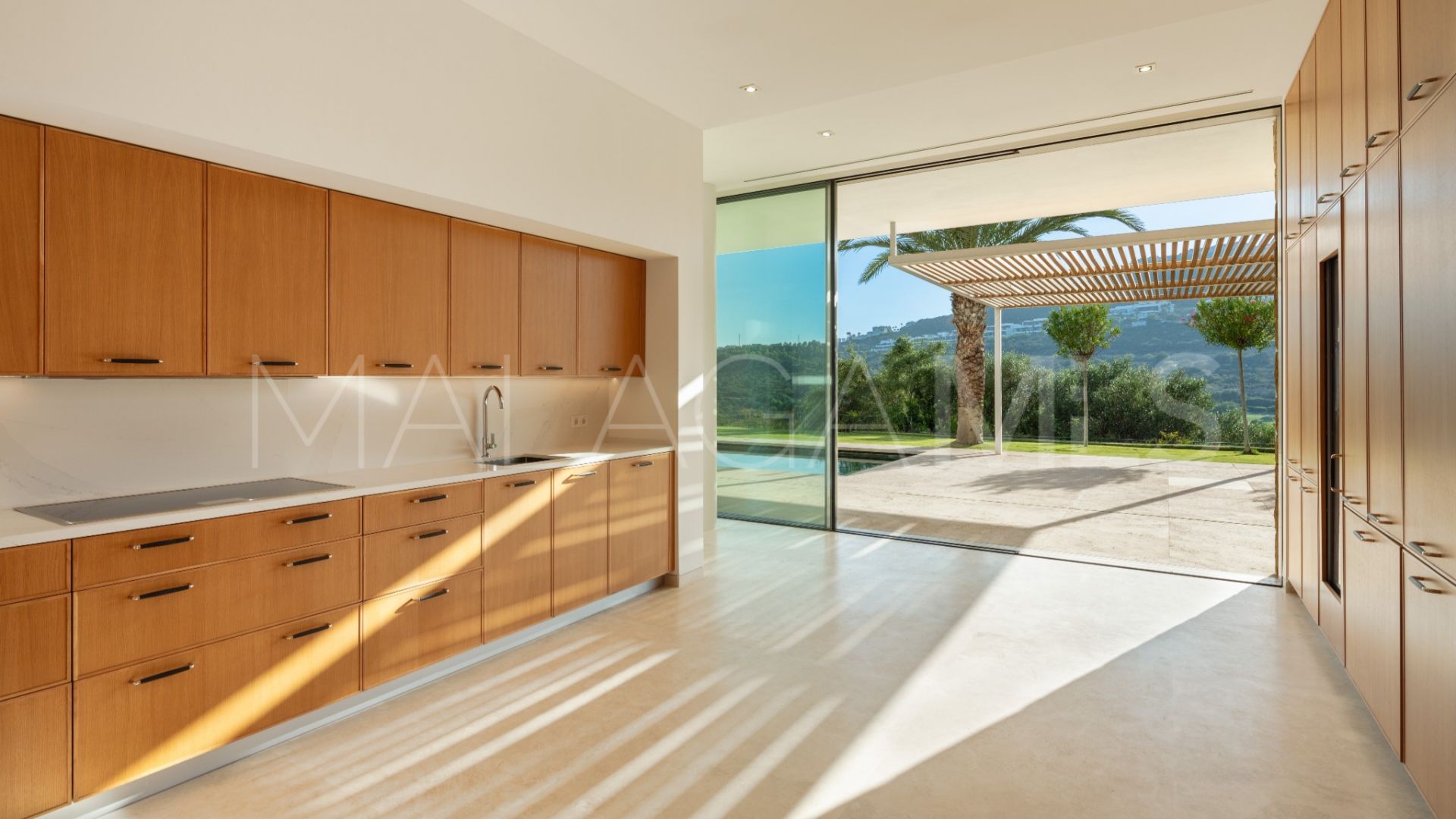 For sale villa in Finca Cortesin