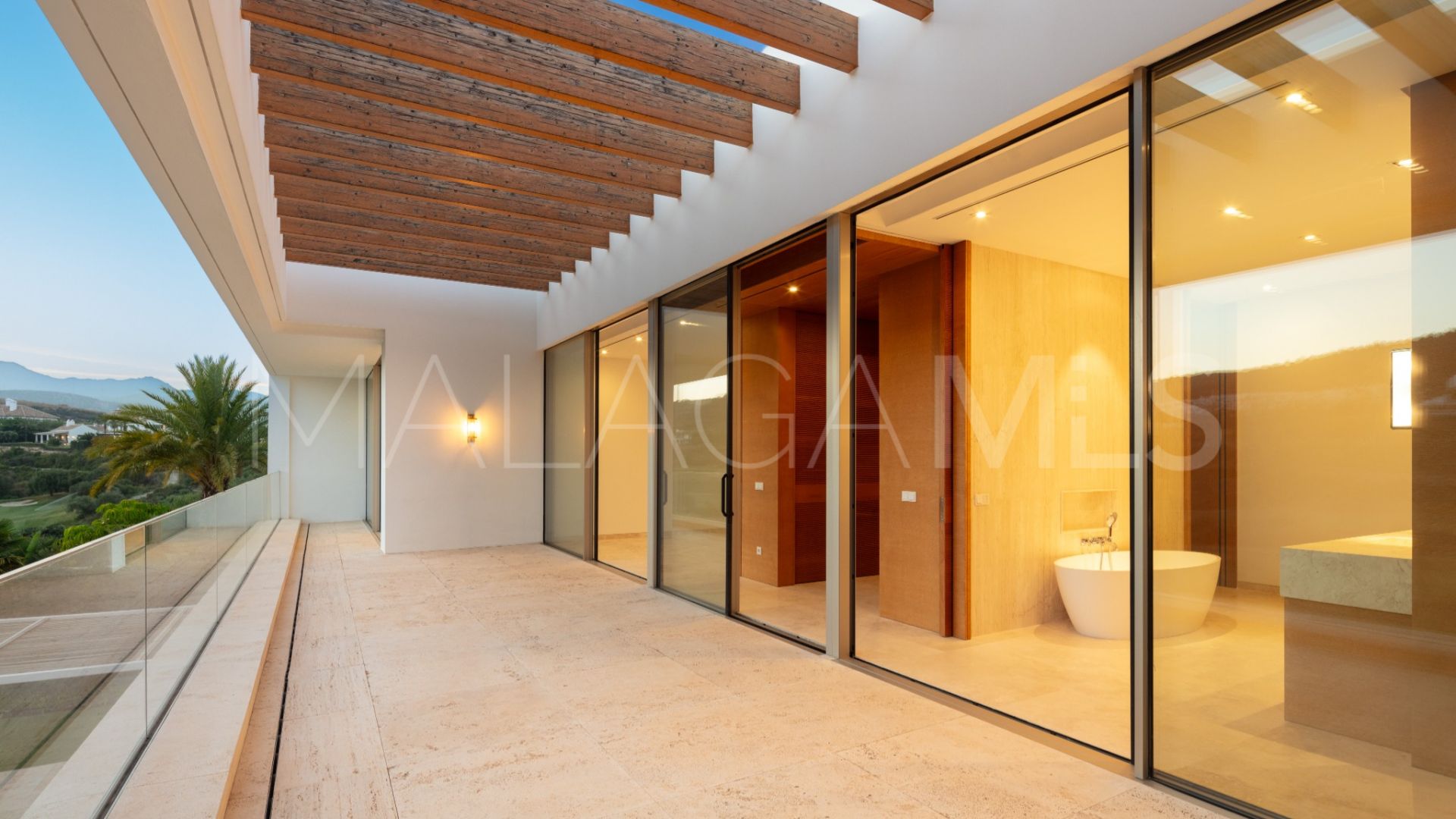 For sale villa in Finca Cortesin