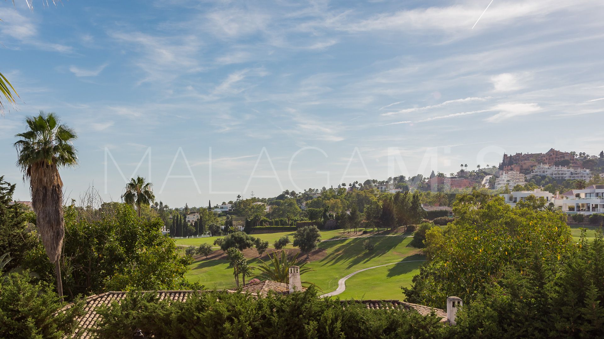 Villa with 5 bedrooms for sale in Nueva Andalucia