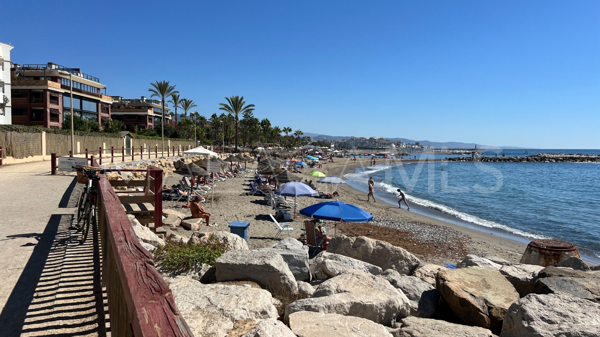 Duplex penthouse for sale in Malibu