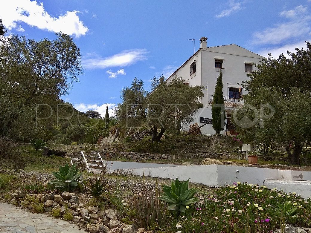 Finca de 2 dormitorios en venta en Cartama