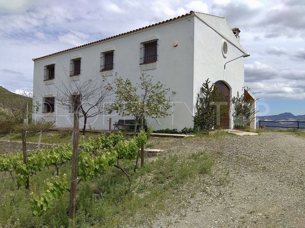 Finca de 2 dormitorios en venta en Cartama