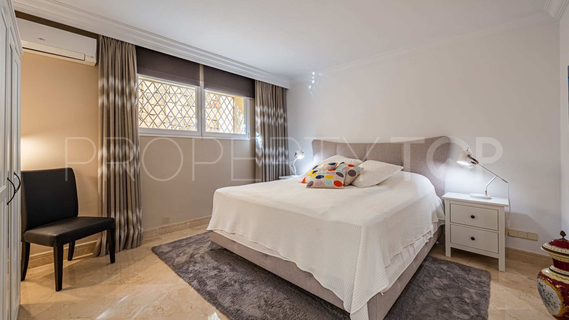5 bedrooms villa for sale in Casablanca