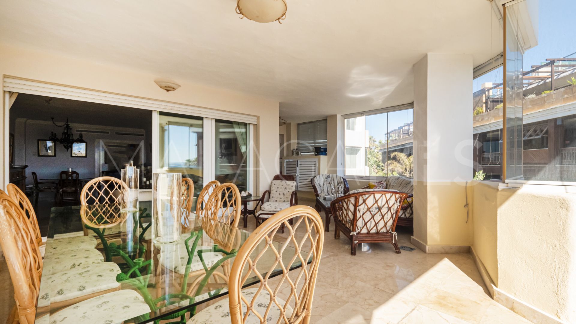 For sale 2 bedrooms apartment in La Herradura