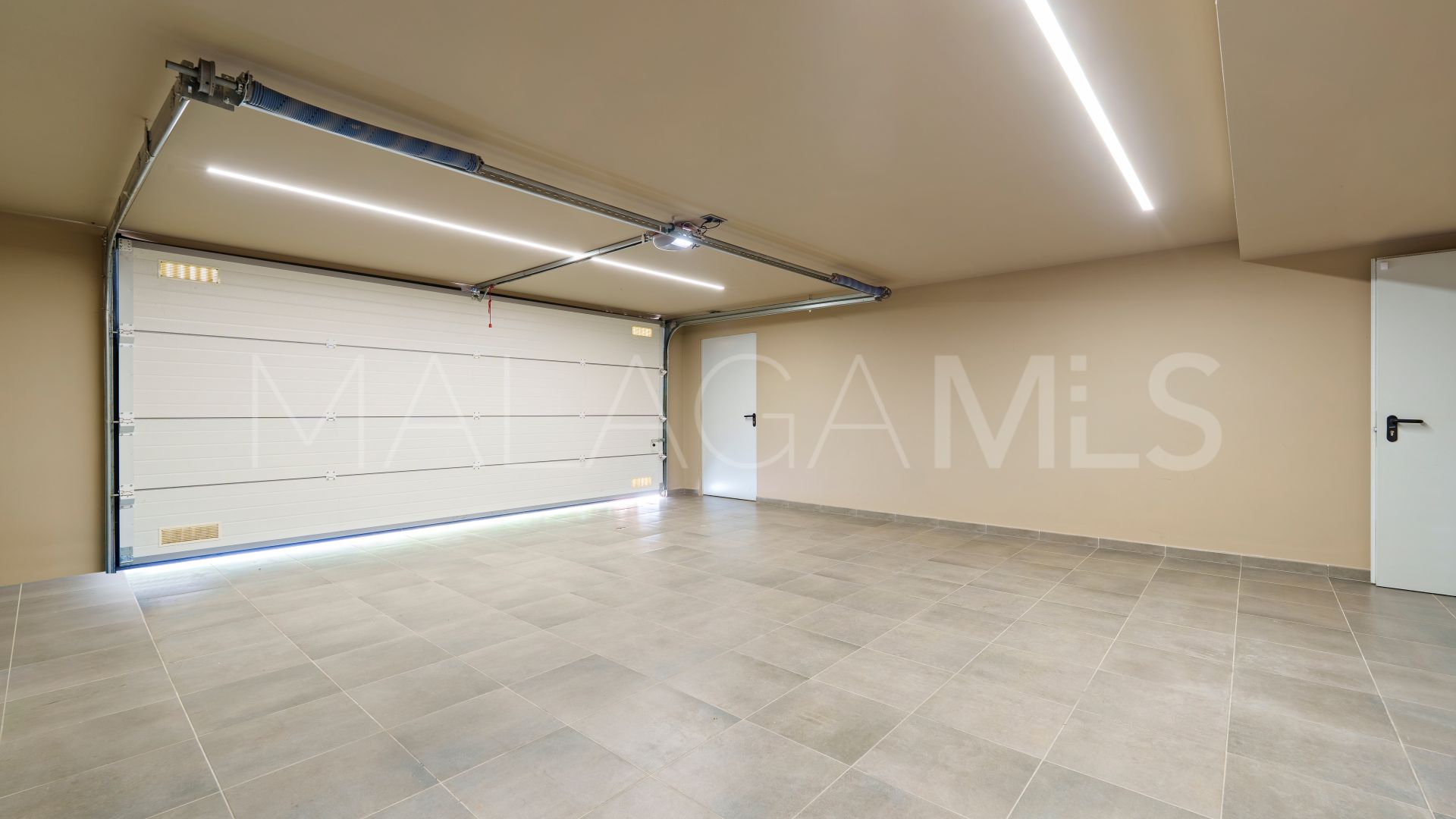 Villa for sale de 6 bedrooms in Los Olivos