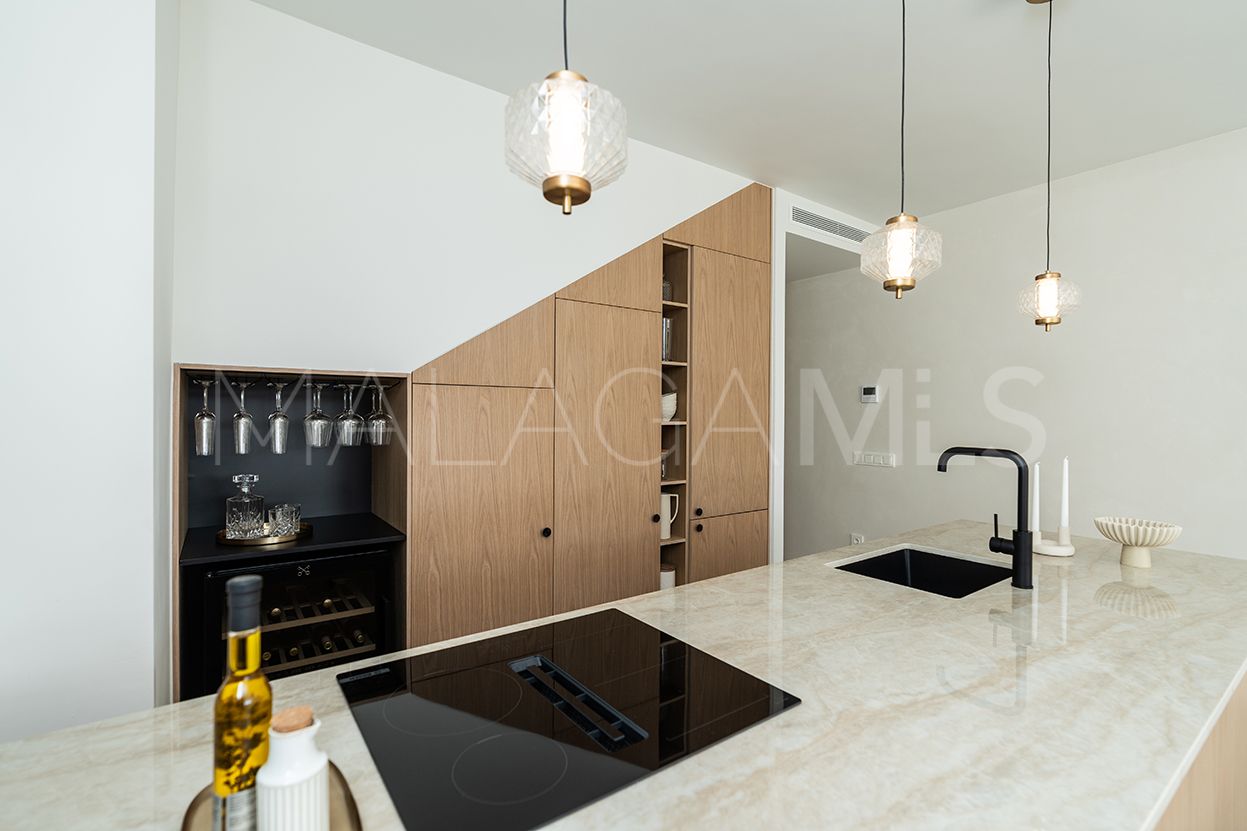 Adosado with 4 bedrooms for sale in La Rinconada