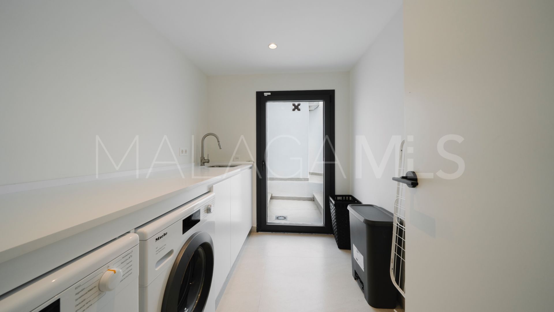 Villa for sale in Linda Vista Baja