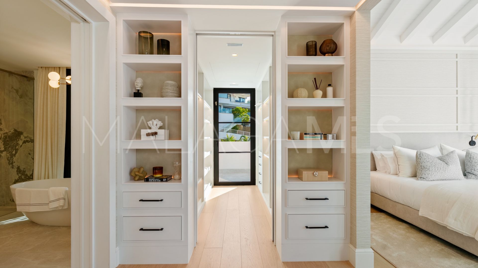 Villa for sale in La Quinta Golf