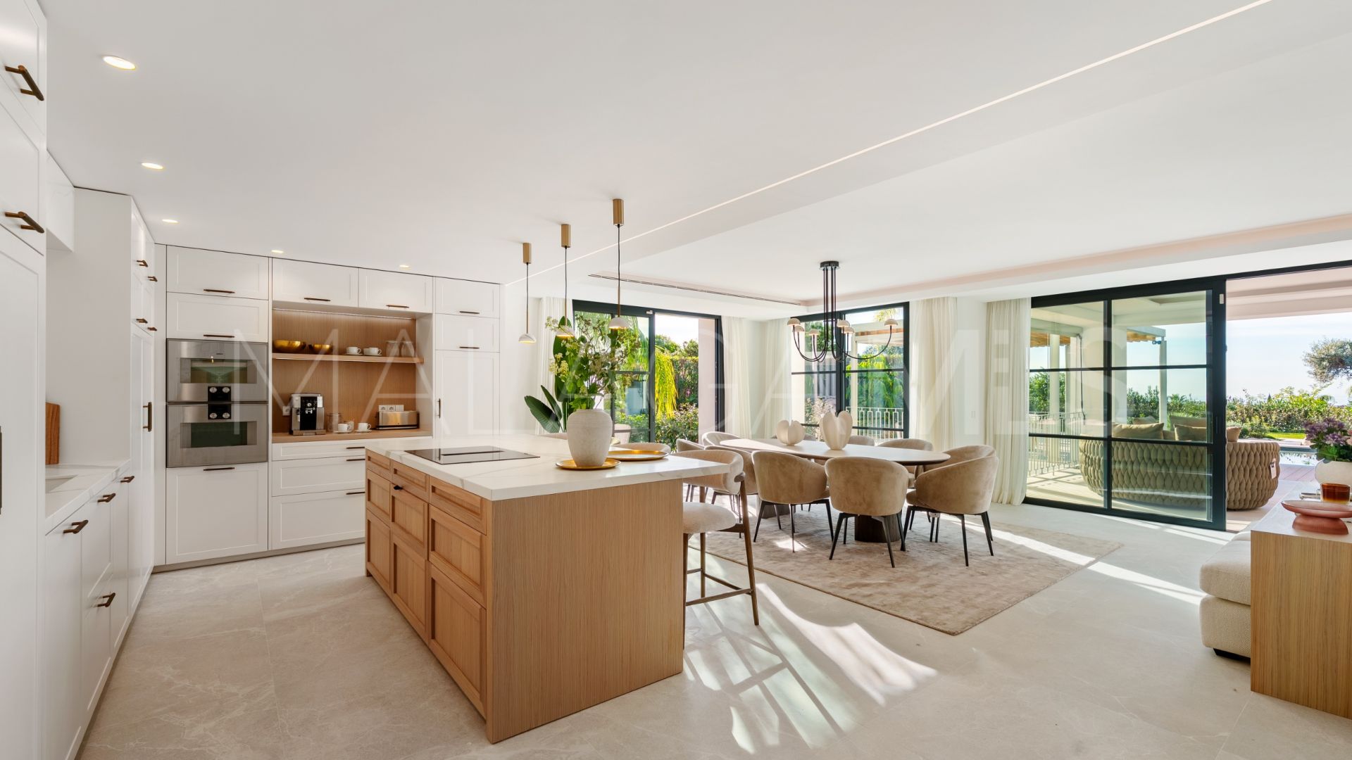 Villa for sale in La Quinta Golf