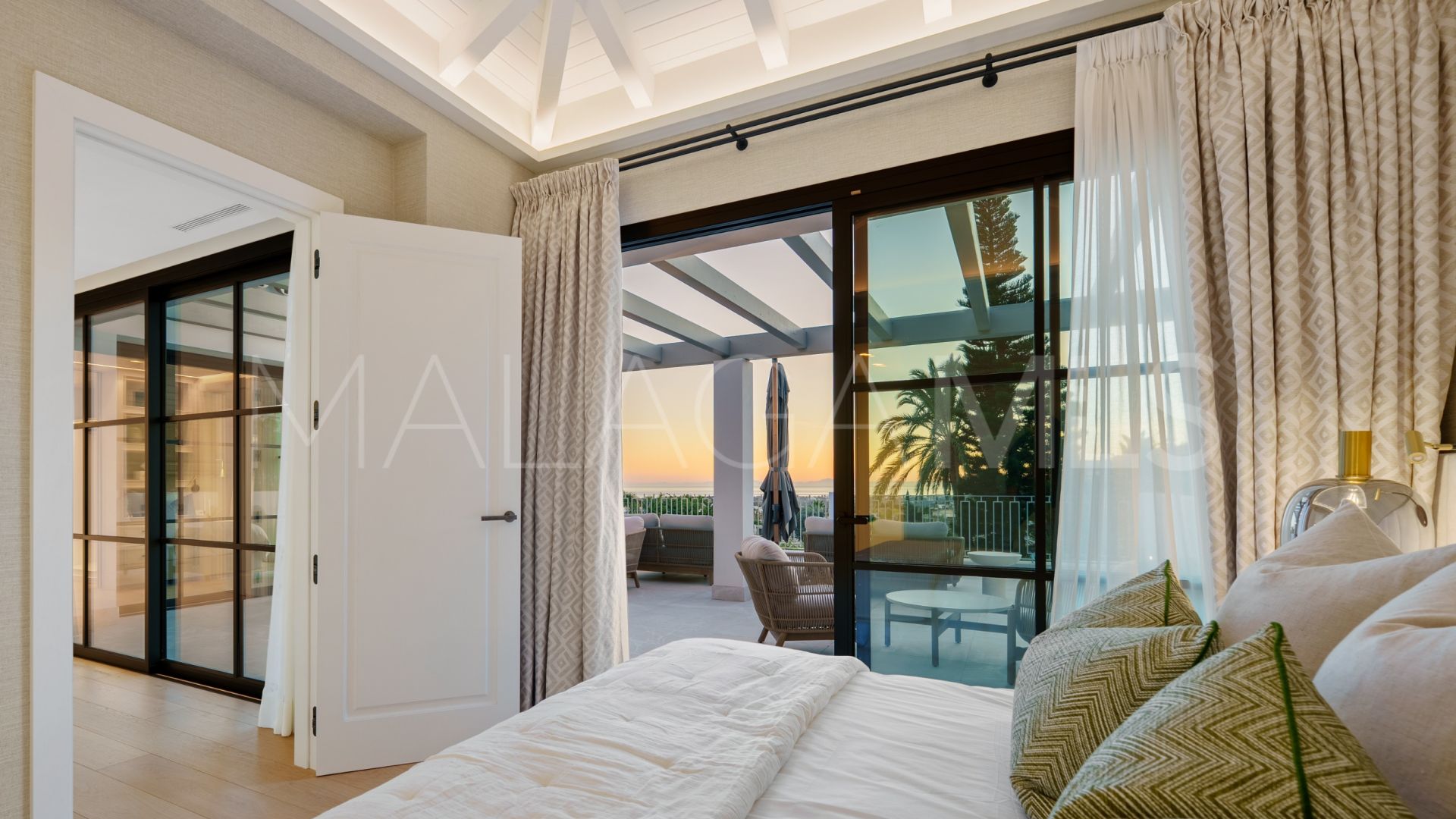 Villa for sale in La Quinta Golf