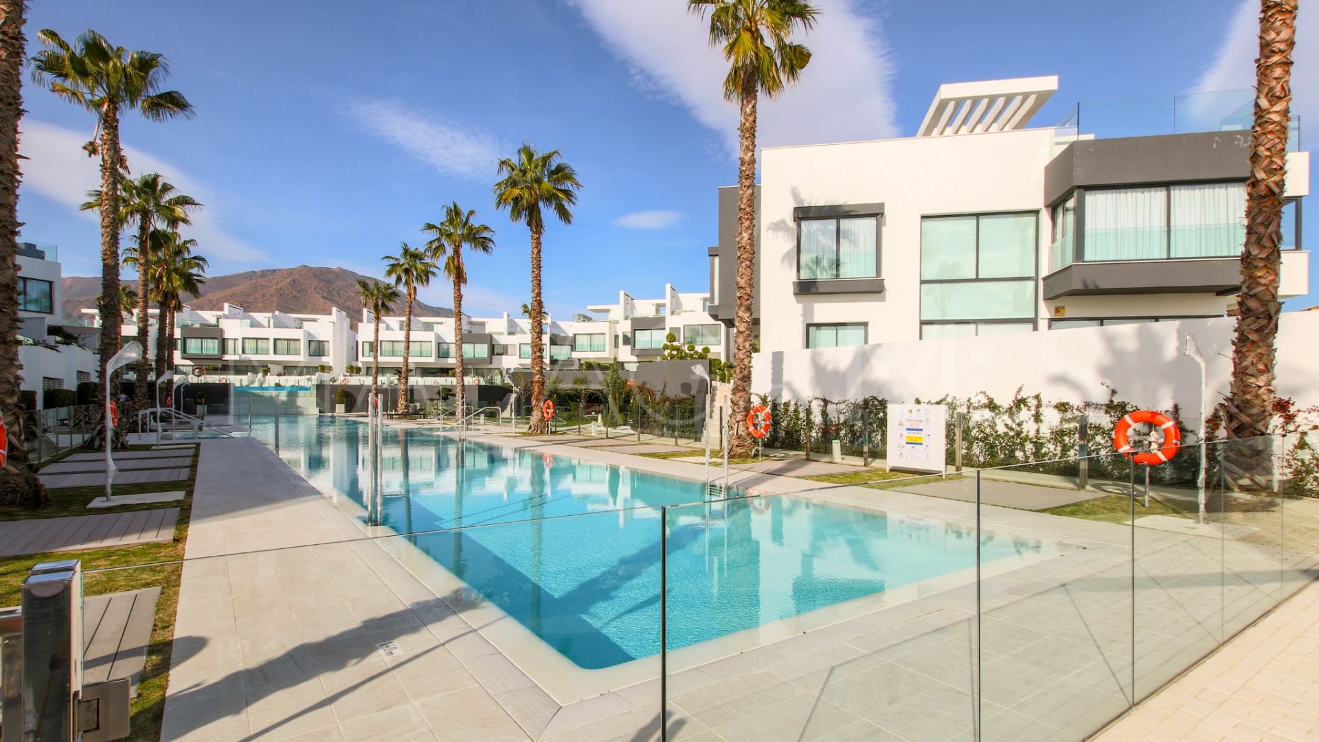 Maison de ville for sale in The Island