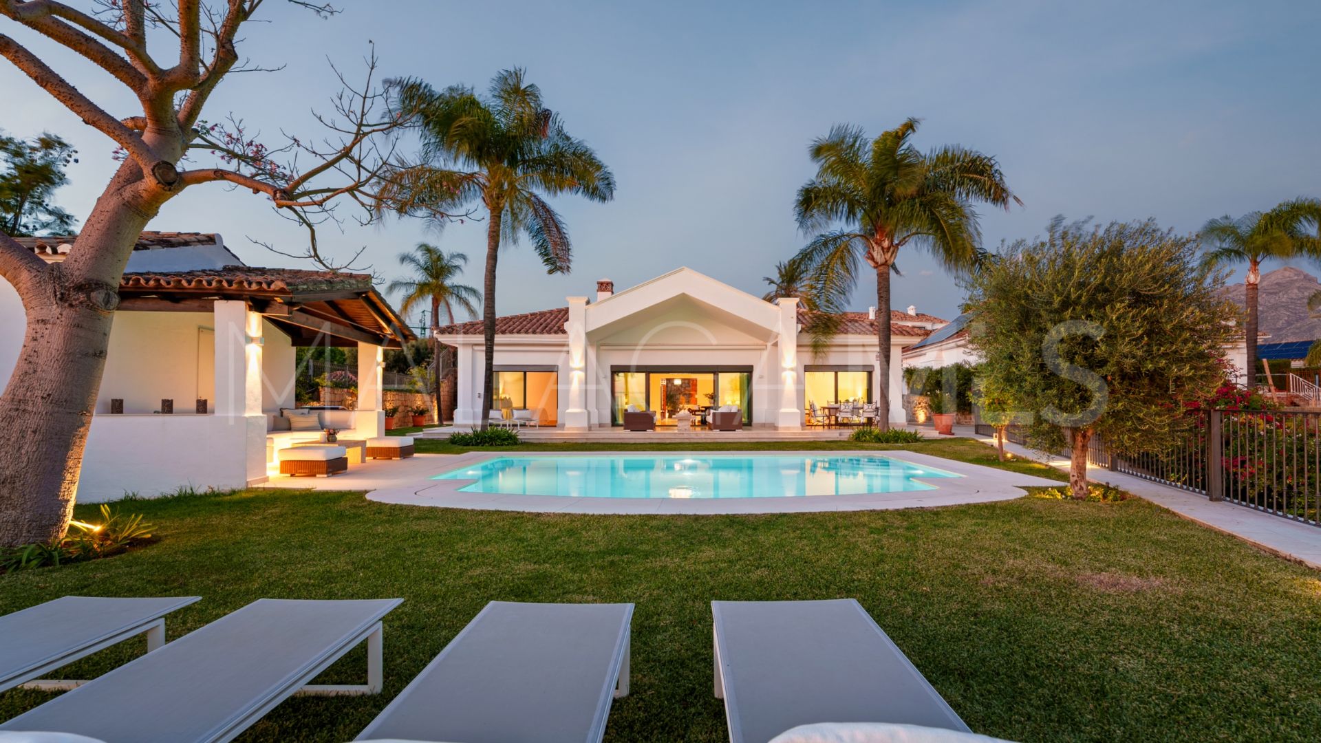 Villa with 4 bedrooms for sale in Haza del Conde