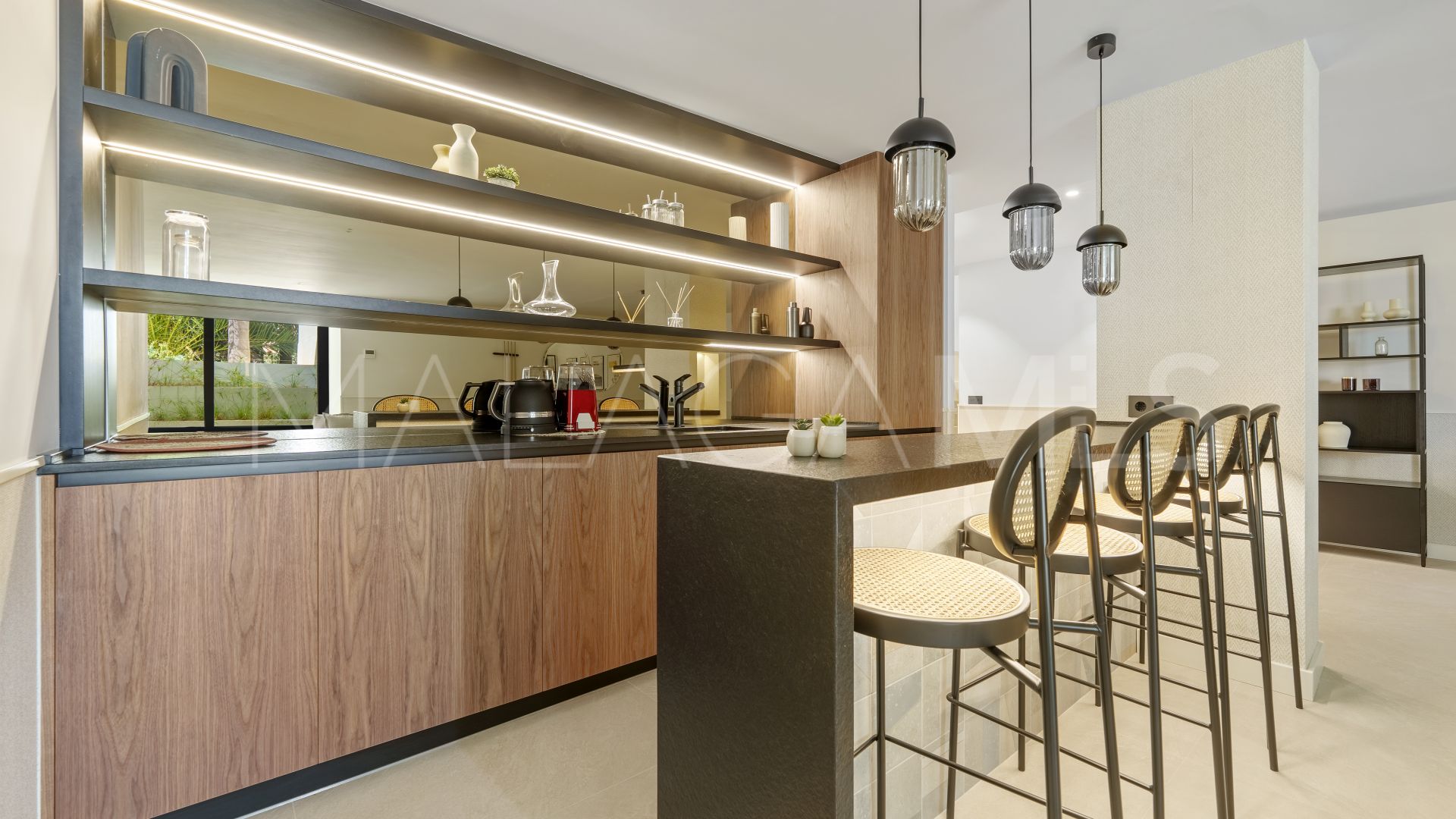 For sale 5 bedrooms villa in Las Chapas