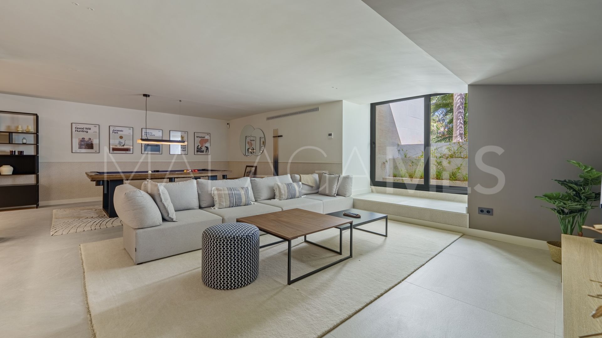 For sale 5 bedrooms villa in Las Chapas