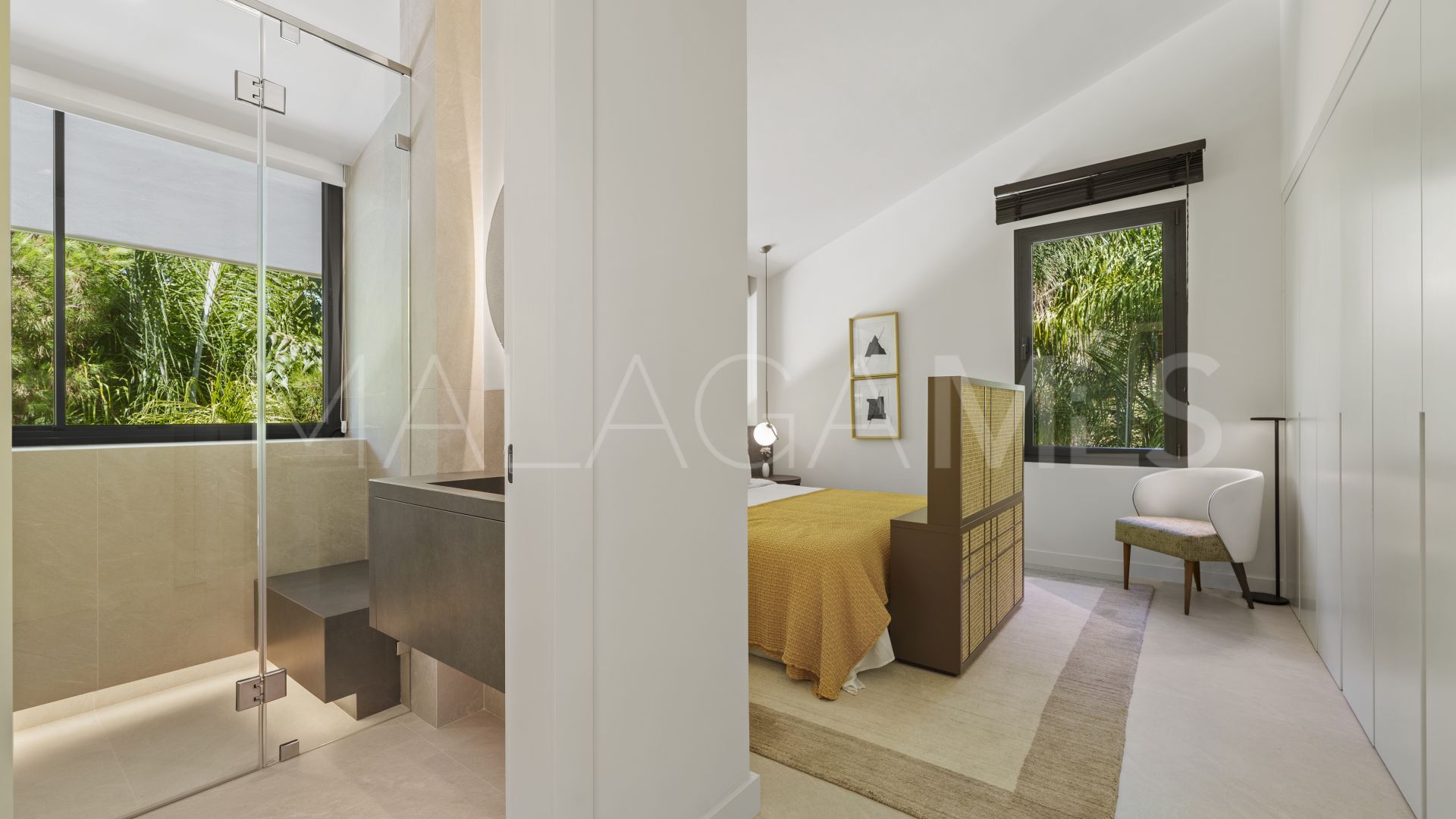 For sale 5 bedrooms villa in Las Chapas