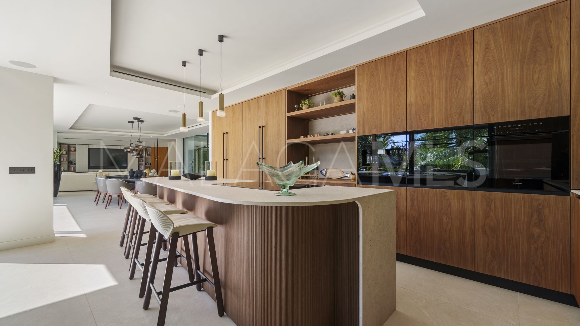 For sale 5 bedrooms villa in Las Chapas