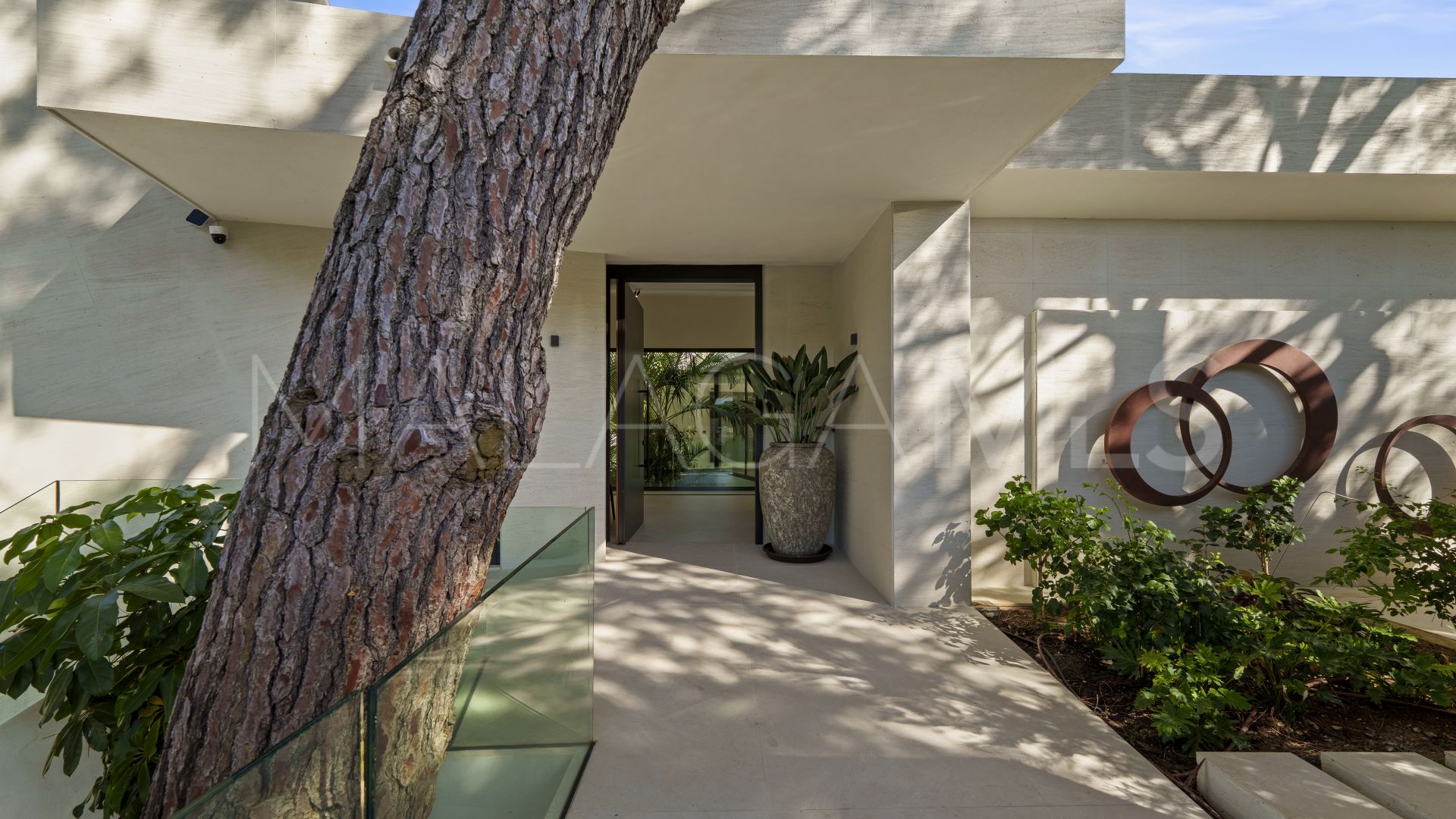 For sale 5 bedrooms villa in Las Chapas