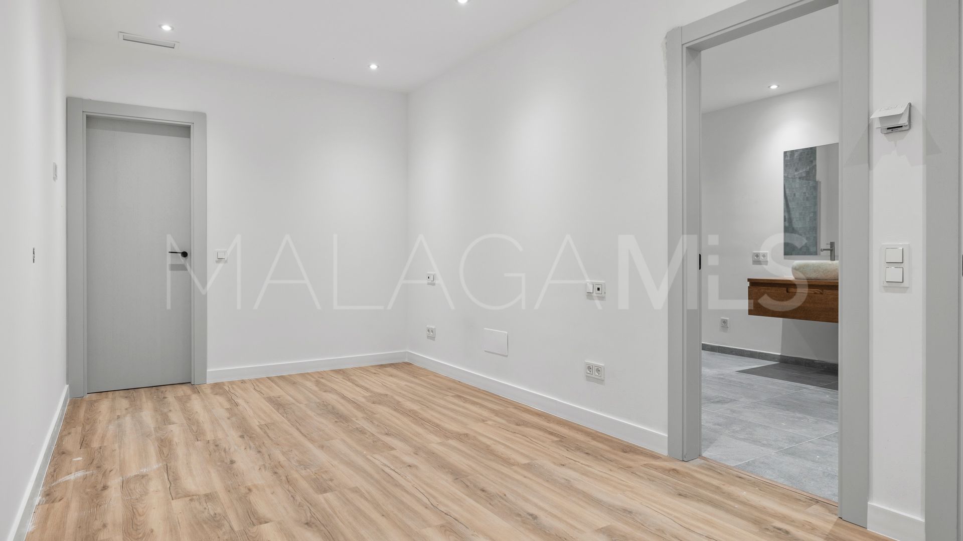 Villa for sale in Linda Vista Baja