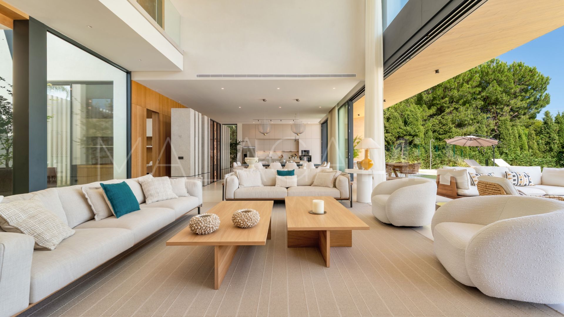 Villa for sale in Guadalmina Alta