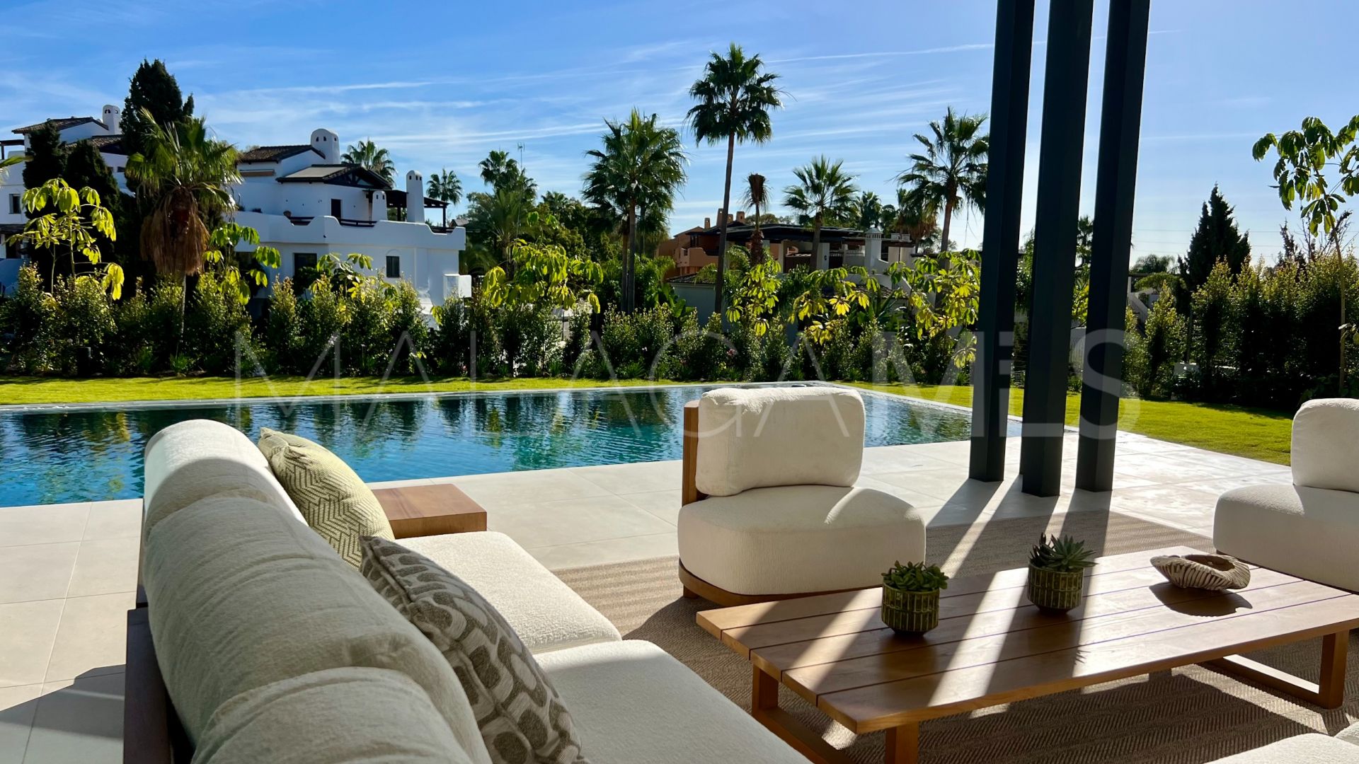 Lomas del Virrey, villa a la venta