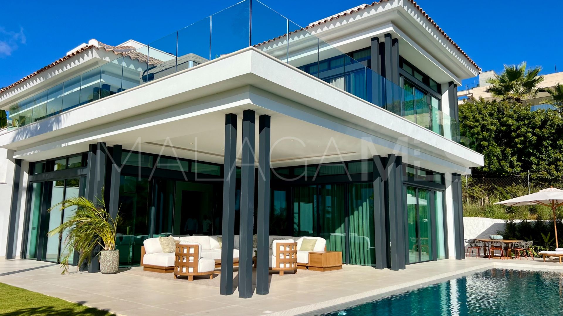 Lomas del Virrey, villa a la venta