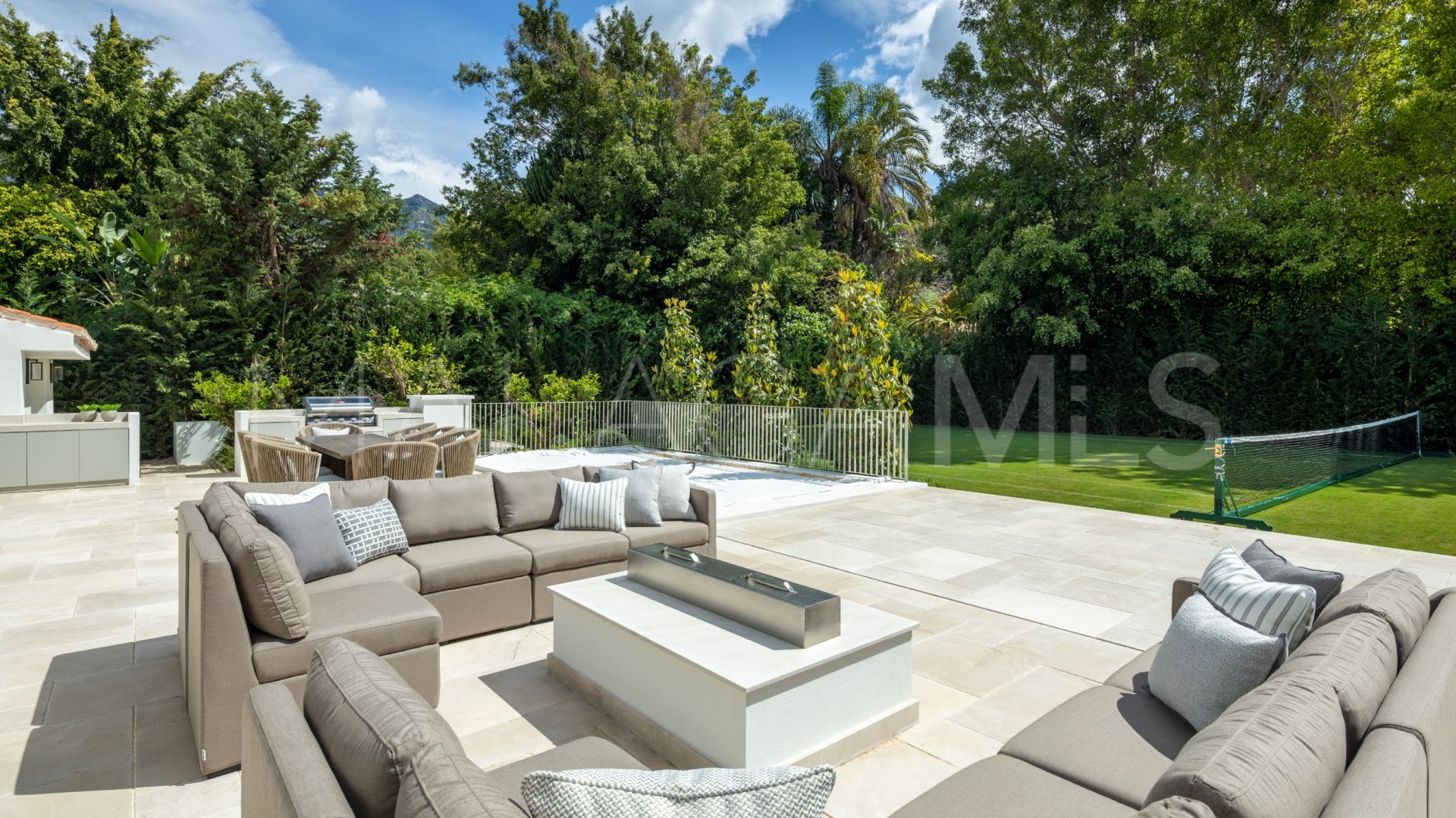Villa with 6 bedrooms for sale in Rocio de Nagüeles