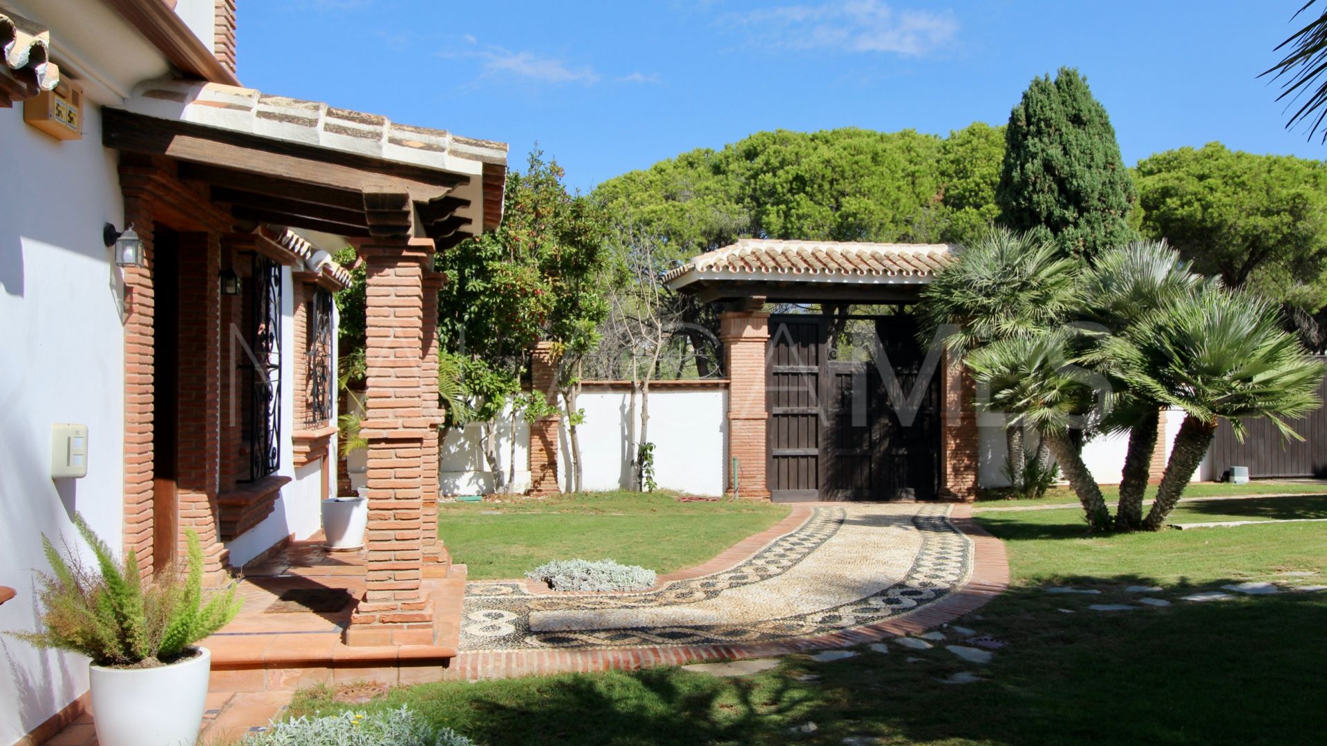 Villa for sale in El Presidente