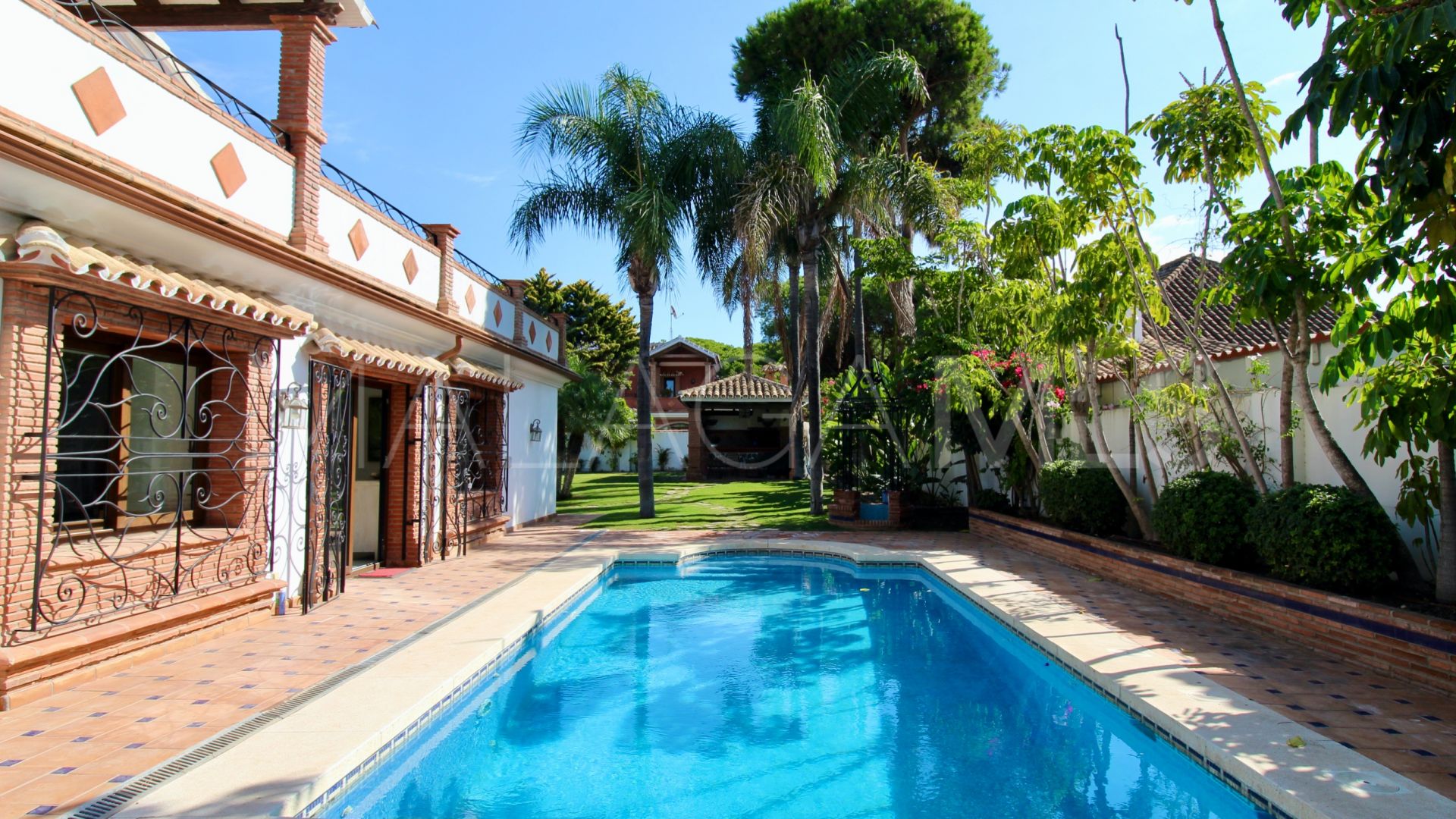 Villa for sale in El Presidente