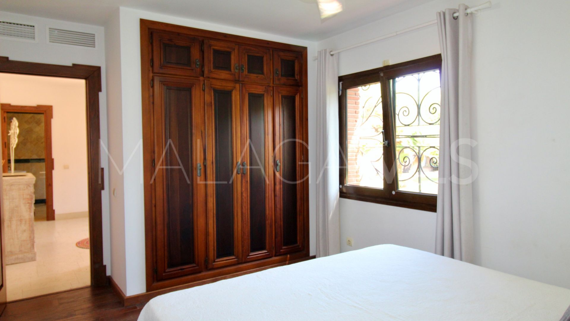 Villa for sale in El Presidente