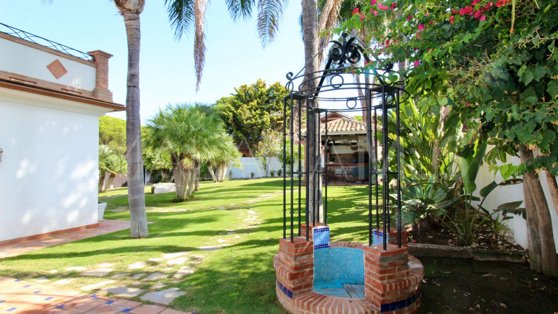 Villa for sale in El Presidente