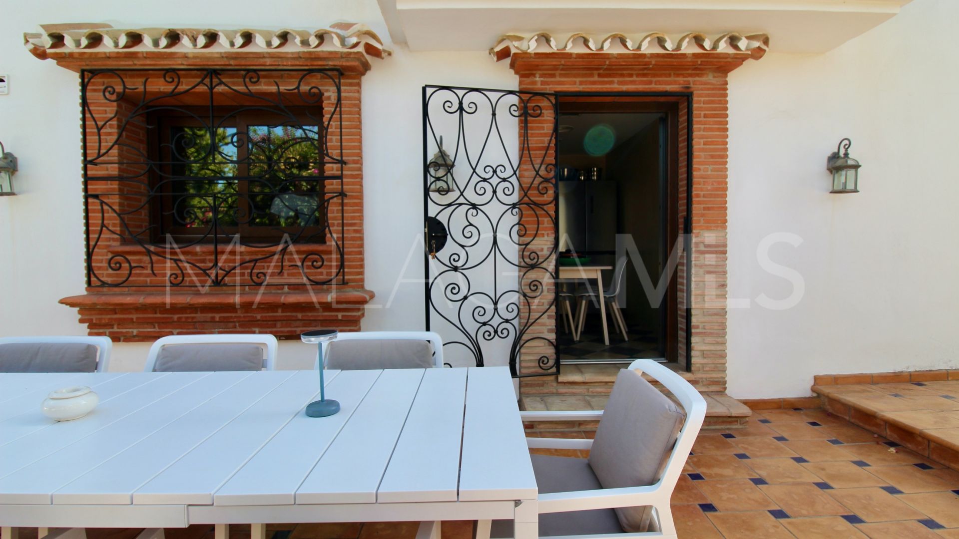 Villa for sale in El Presidente